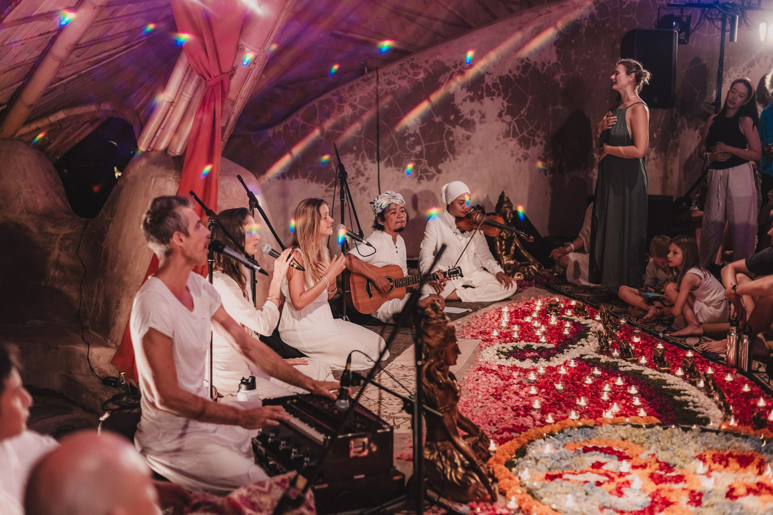 Bhakti Bliss kirtan at Alchemy. Mariam Bagdasaryan