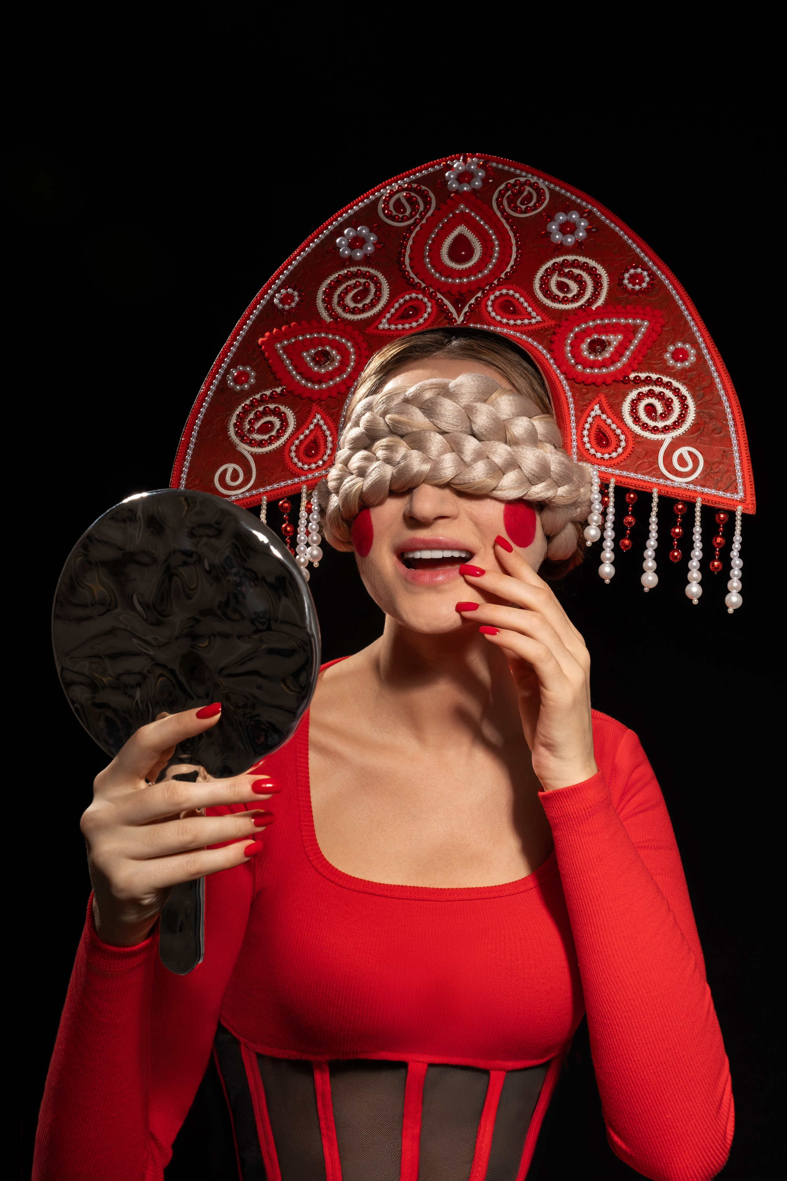 Арт-фотосессия в Москве под ключ. Портретный фотограф в Москве Артем Венглинский