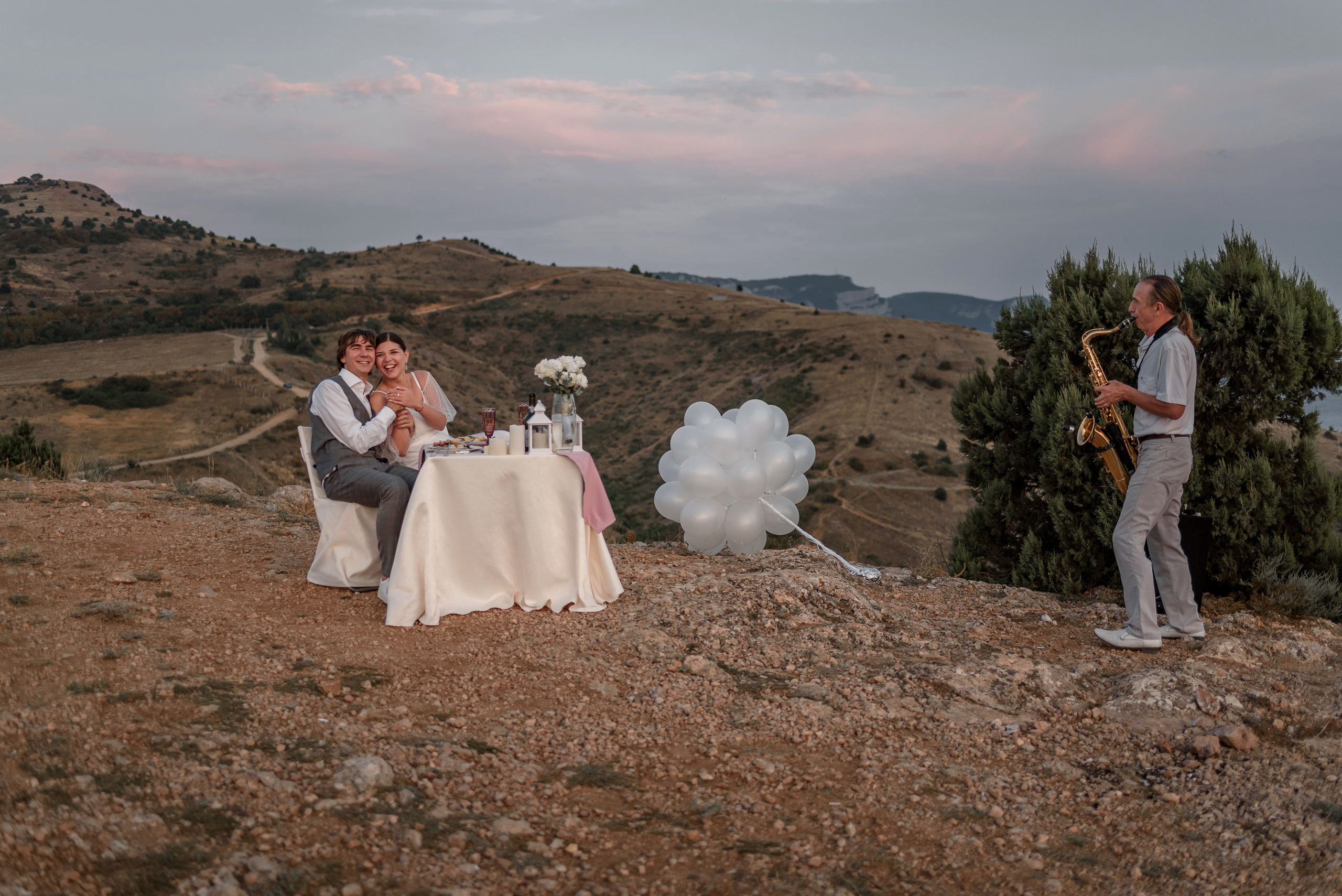 Сергей и Юля. Закат в Балаклаве. Свадебный фотограф Анна Хочева