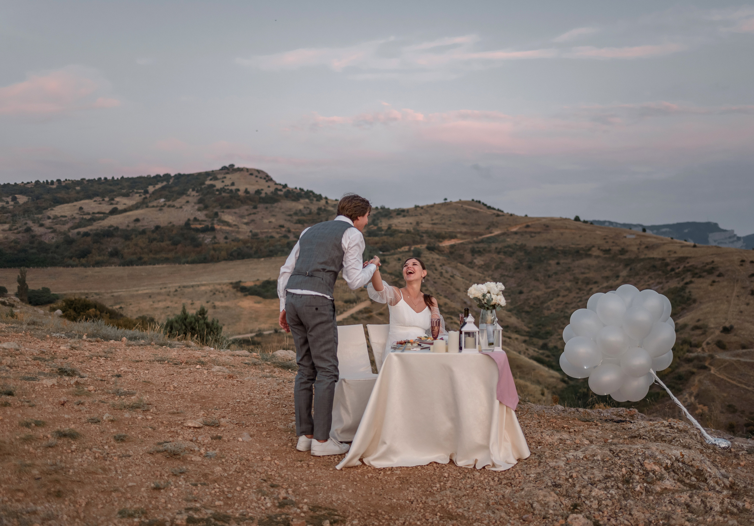 Сергей и Юля. Закат в Балаклаве. Свадебный фотограф Анна Хочева