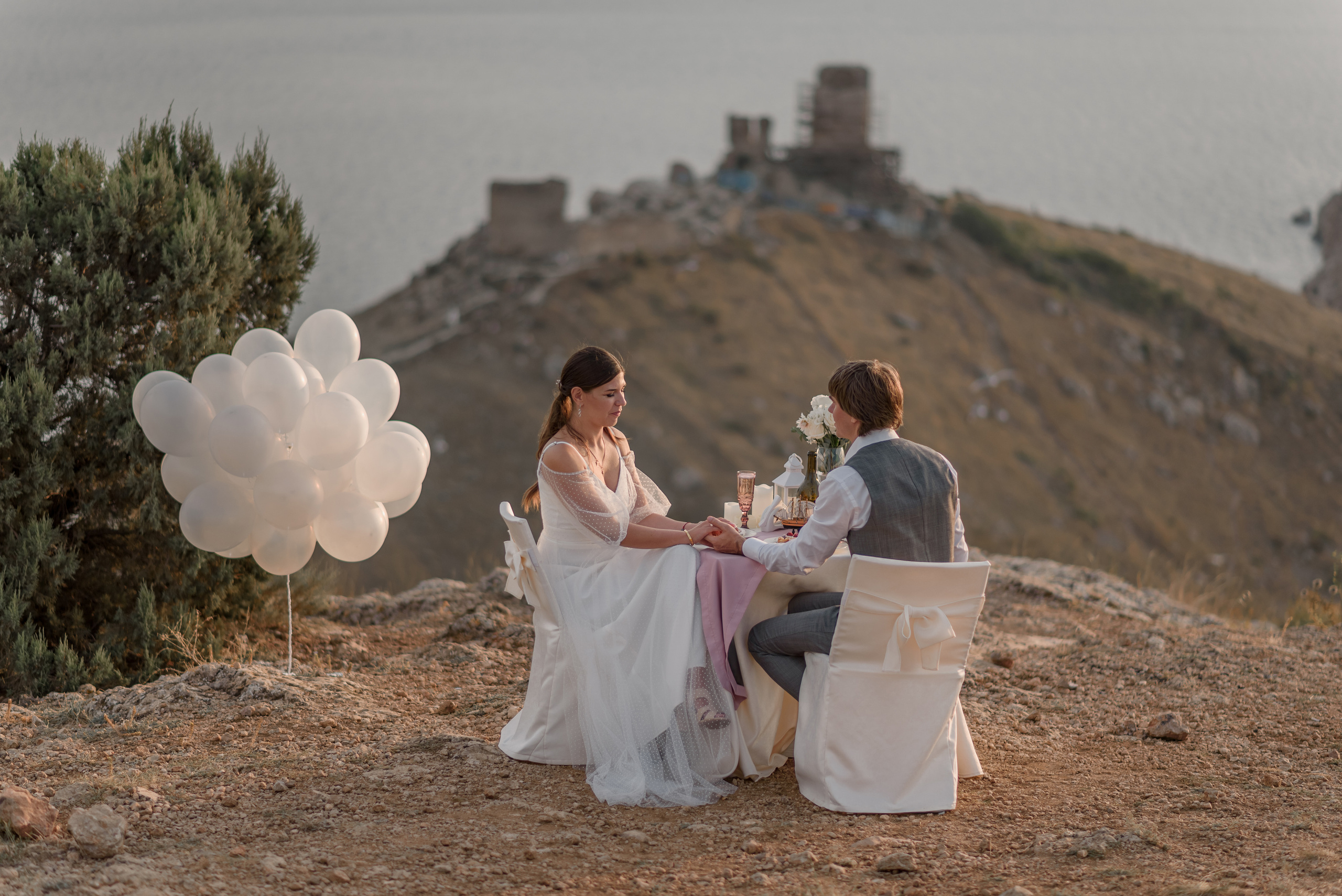 Сергей и Юля. Закат в Балаклаве. Свадебный фотограф Анна Хочева