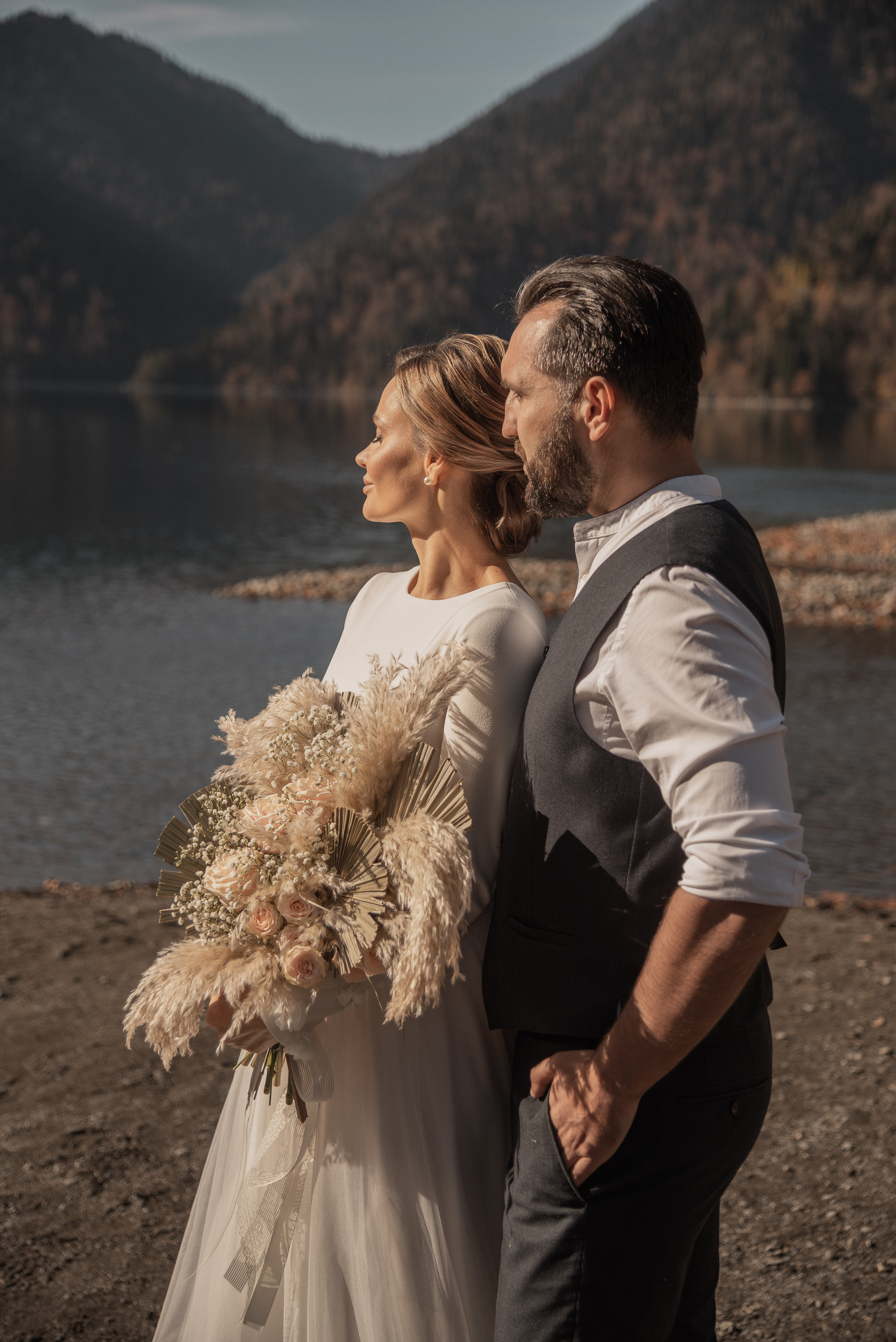 На озере в горах. Свадебный фотограф Анна Хочева