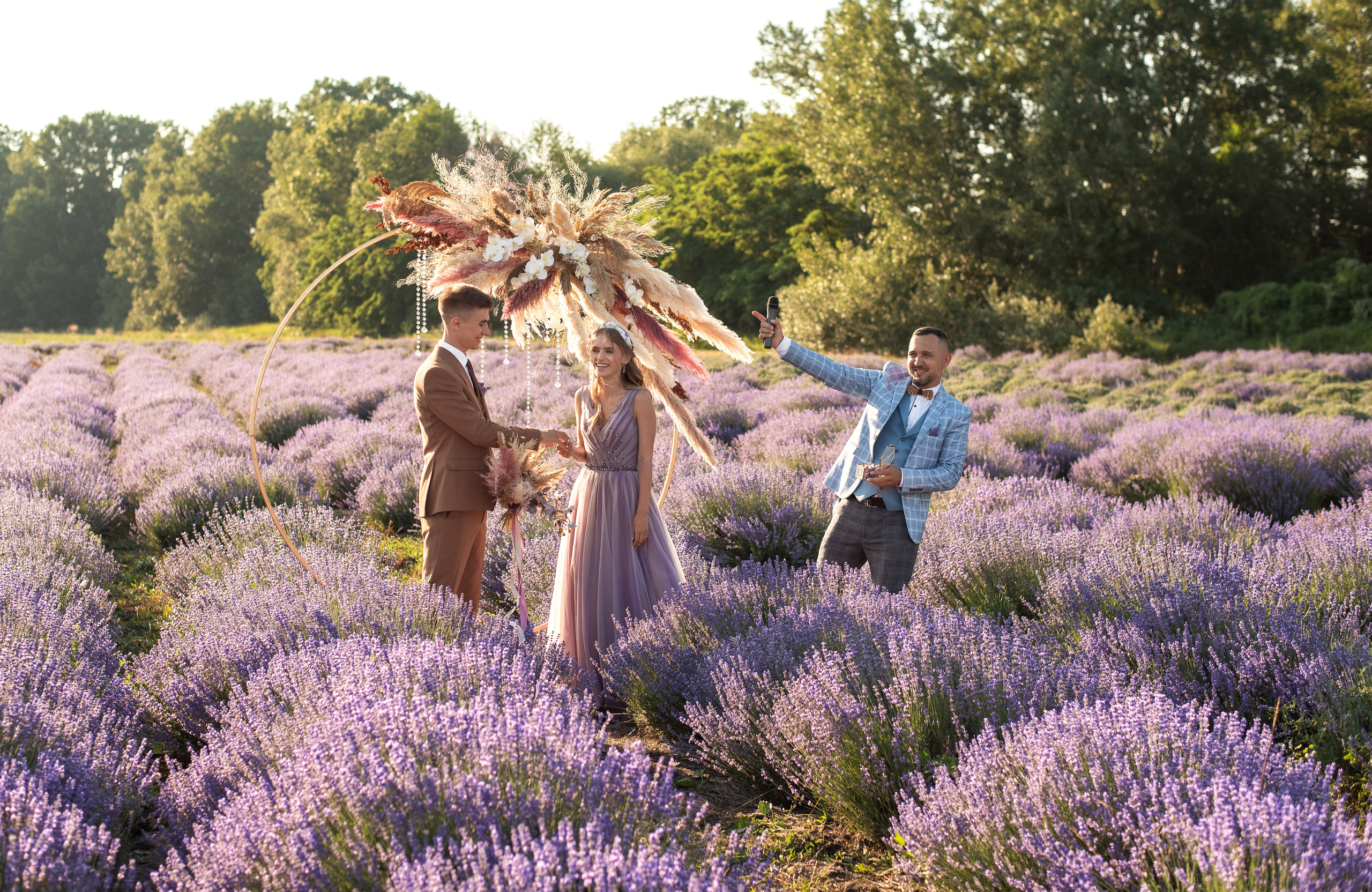Лавандовое поле. Выездная церемония. Свадебный фотограф Анна Хочева