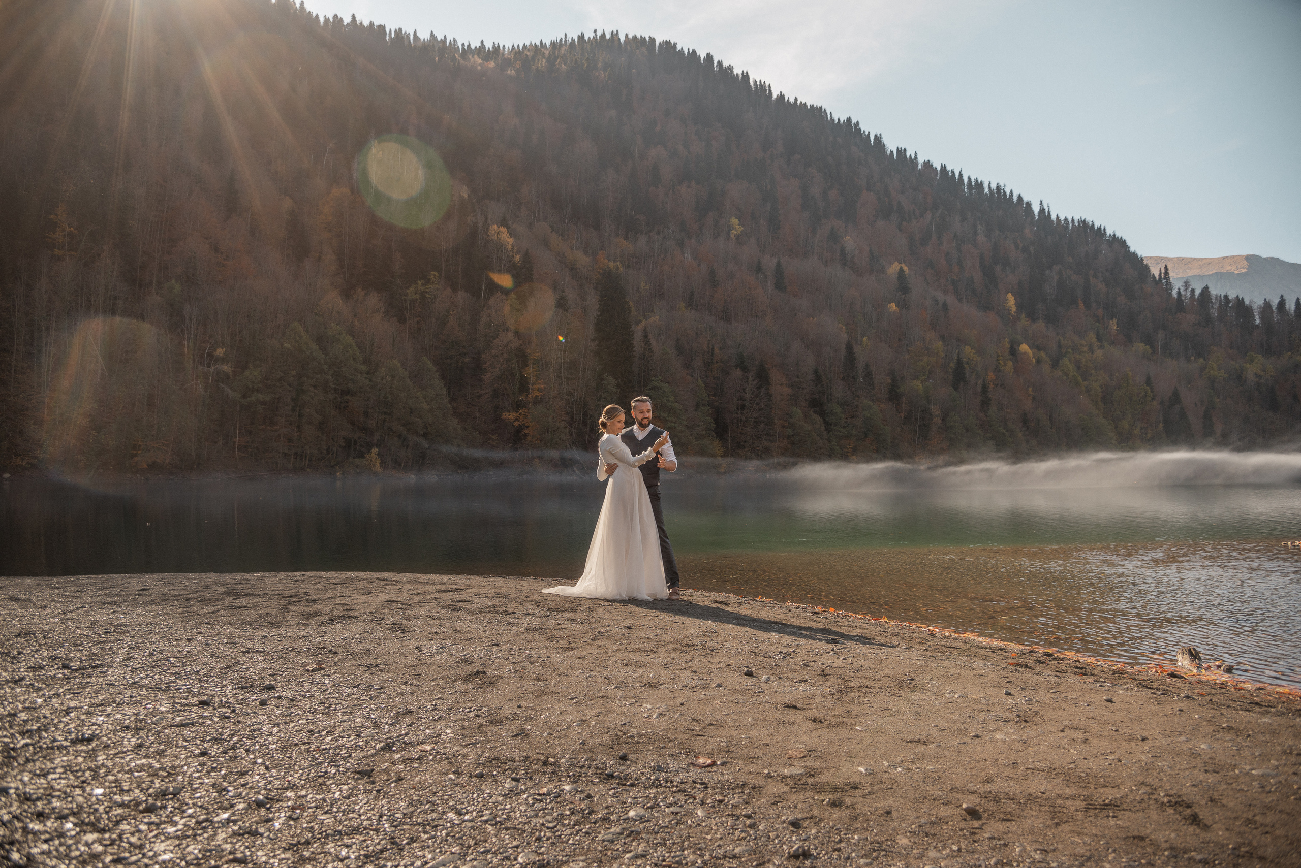 На озере в горах. Свадебный фотограф Анна Хочева