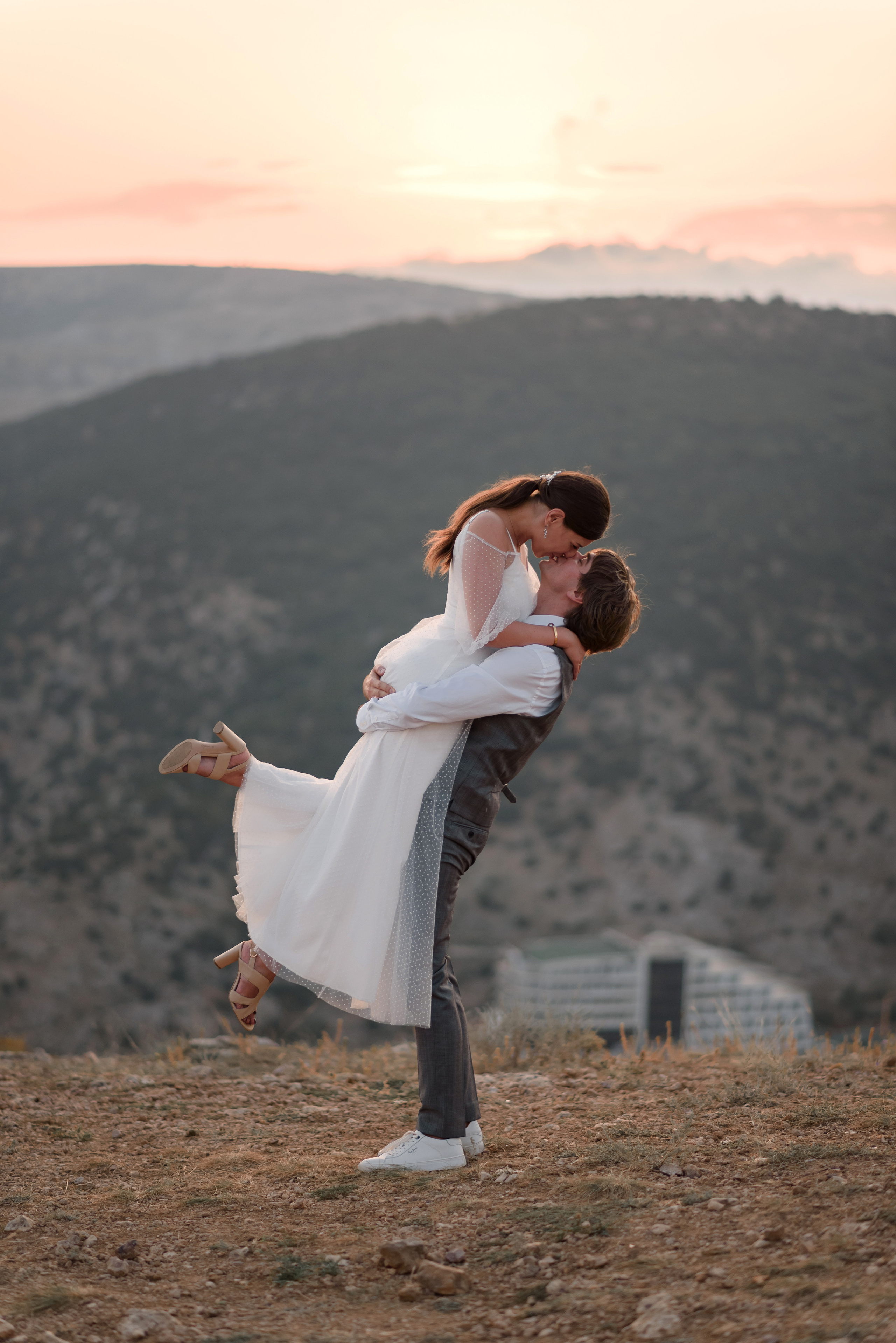 Сергей и Юля. Закат в Балаклаве. Свадебный фотограф Анна Хочева