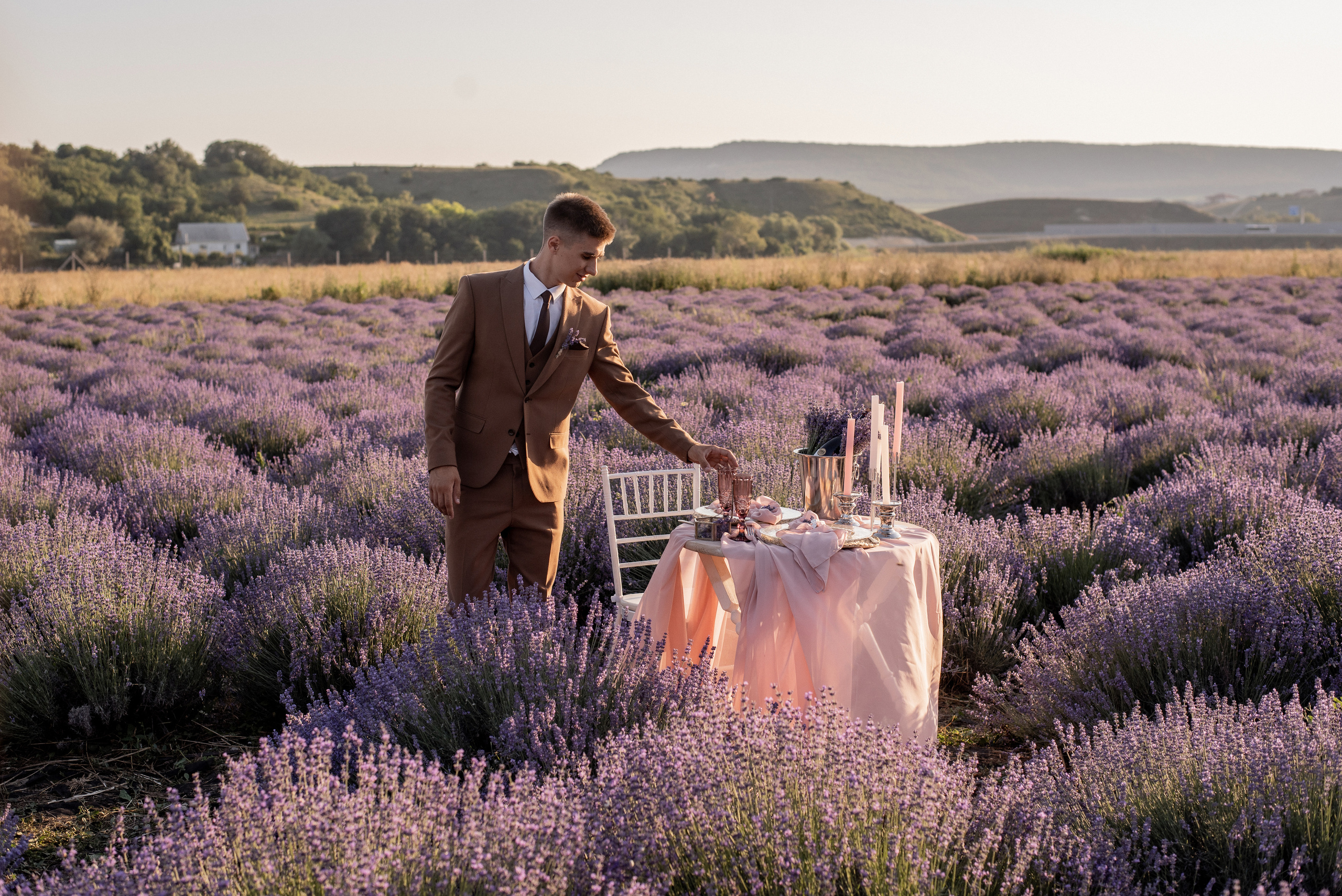 Лавандовое поле. Выездная церемония. Свадебный фотограф Анна Хочева