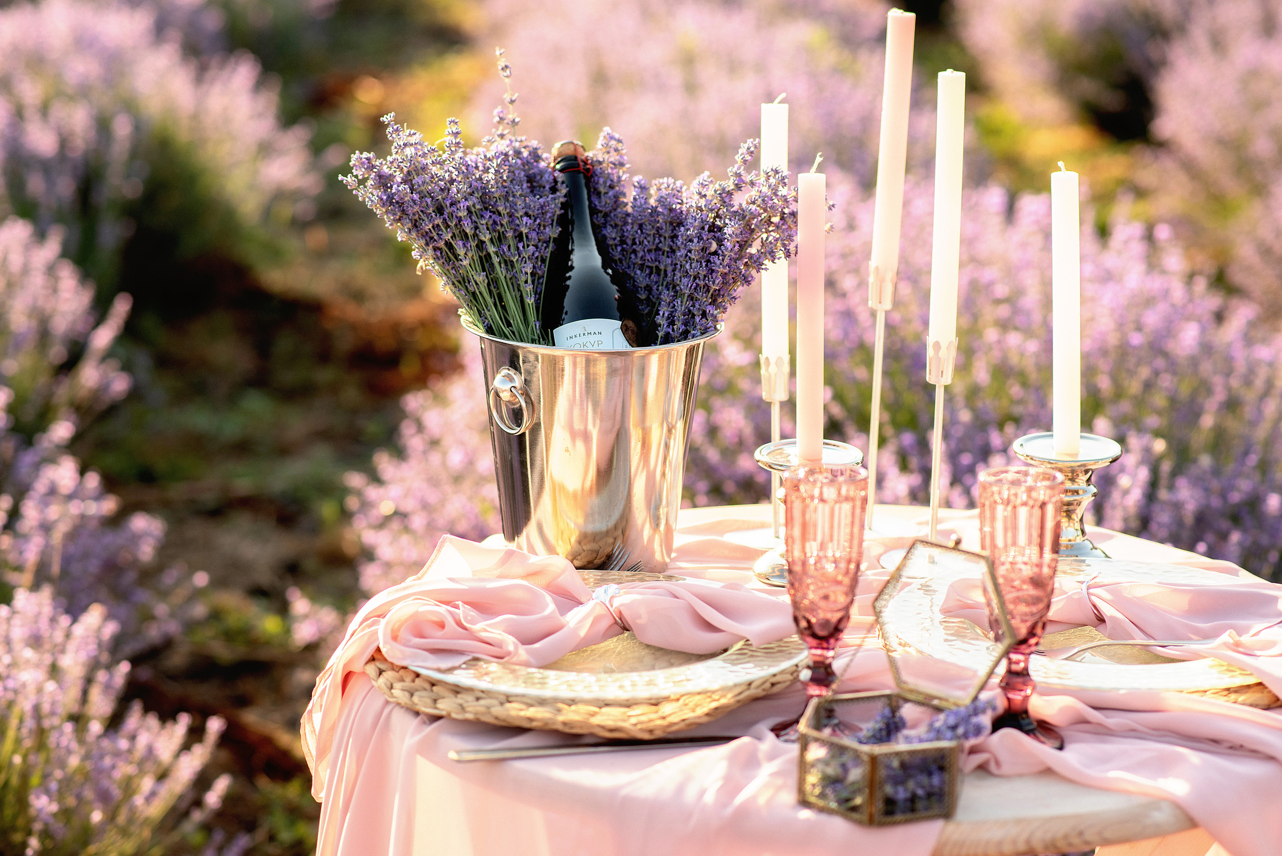 Лавандовое поле. Выездная церемония. Свадебный фотограф Анна Хочева