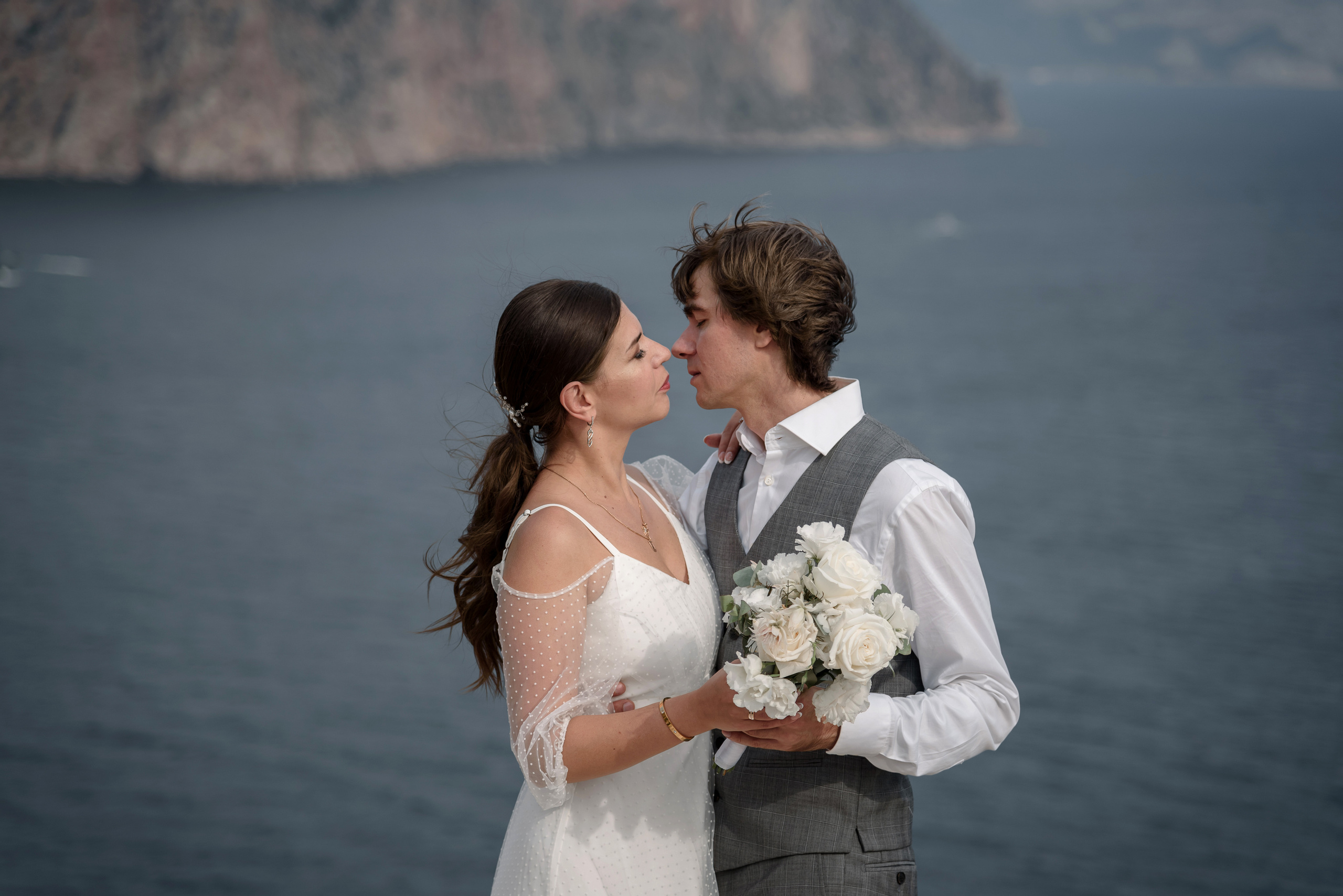 Сергей и Юля. Закат в Балаклаве. Свадебный фотограф Анна Хочева