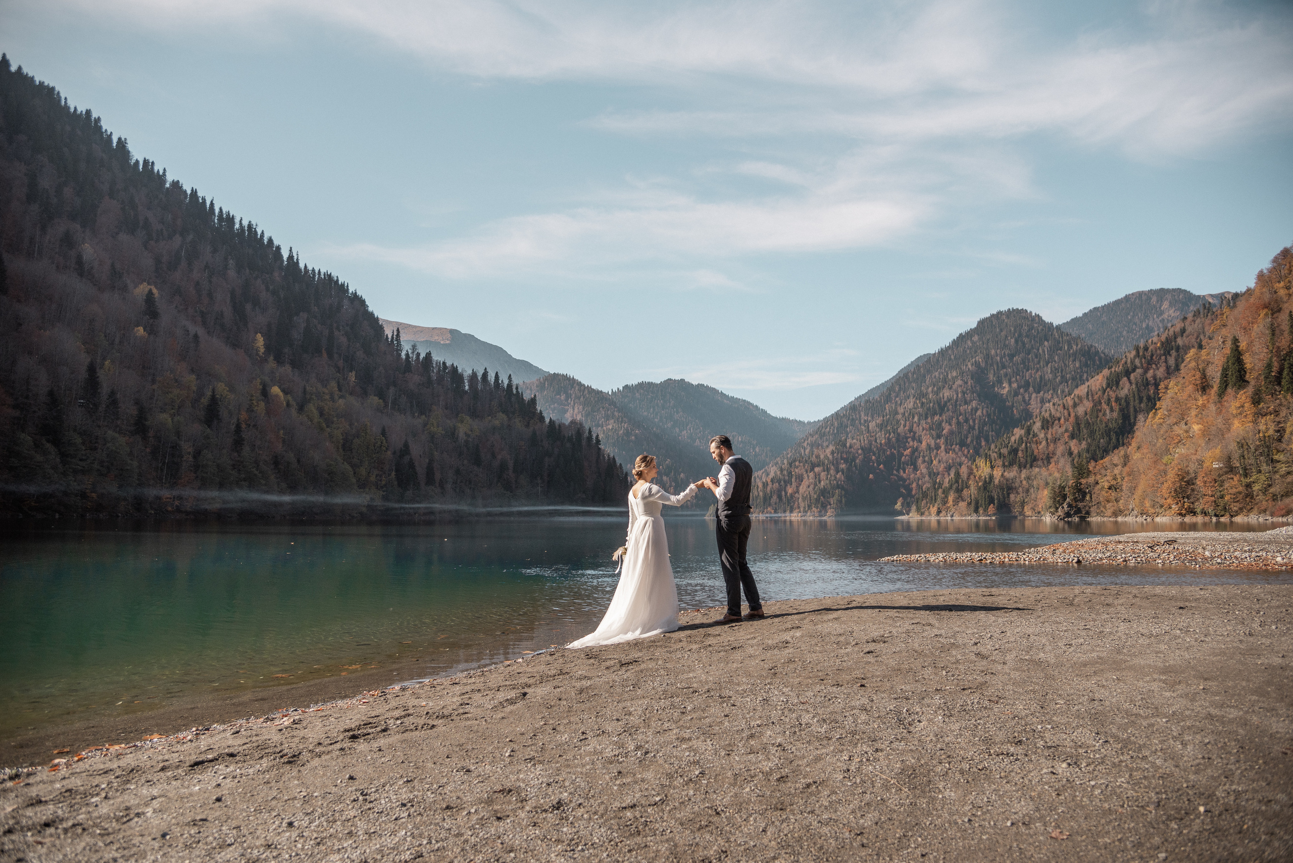 На озере в горах. Свадебный фотограф Анна Хочева