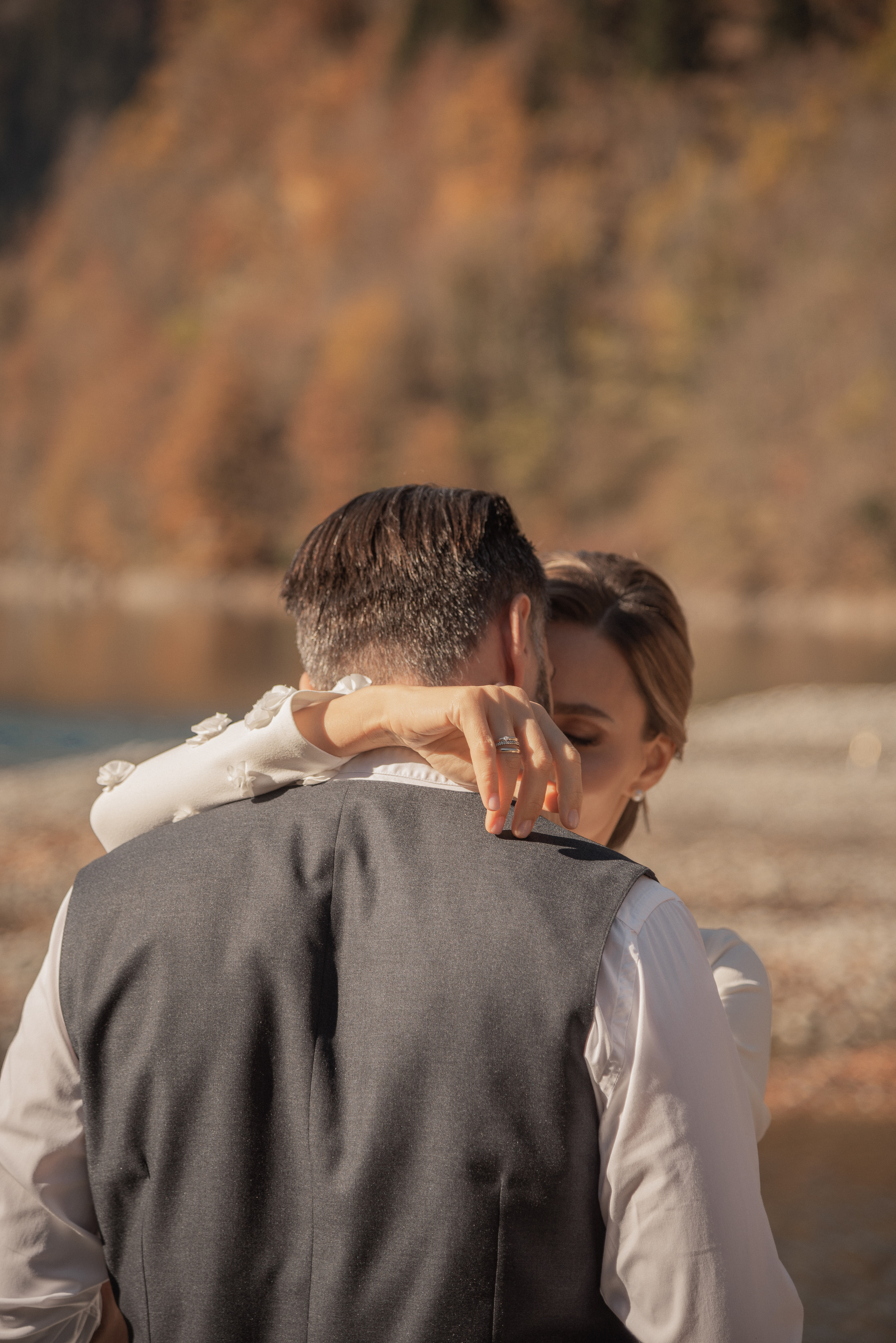 На озере в горах. Свадебный фотограф Анна Хочева