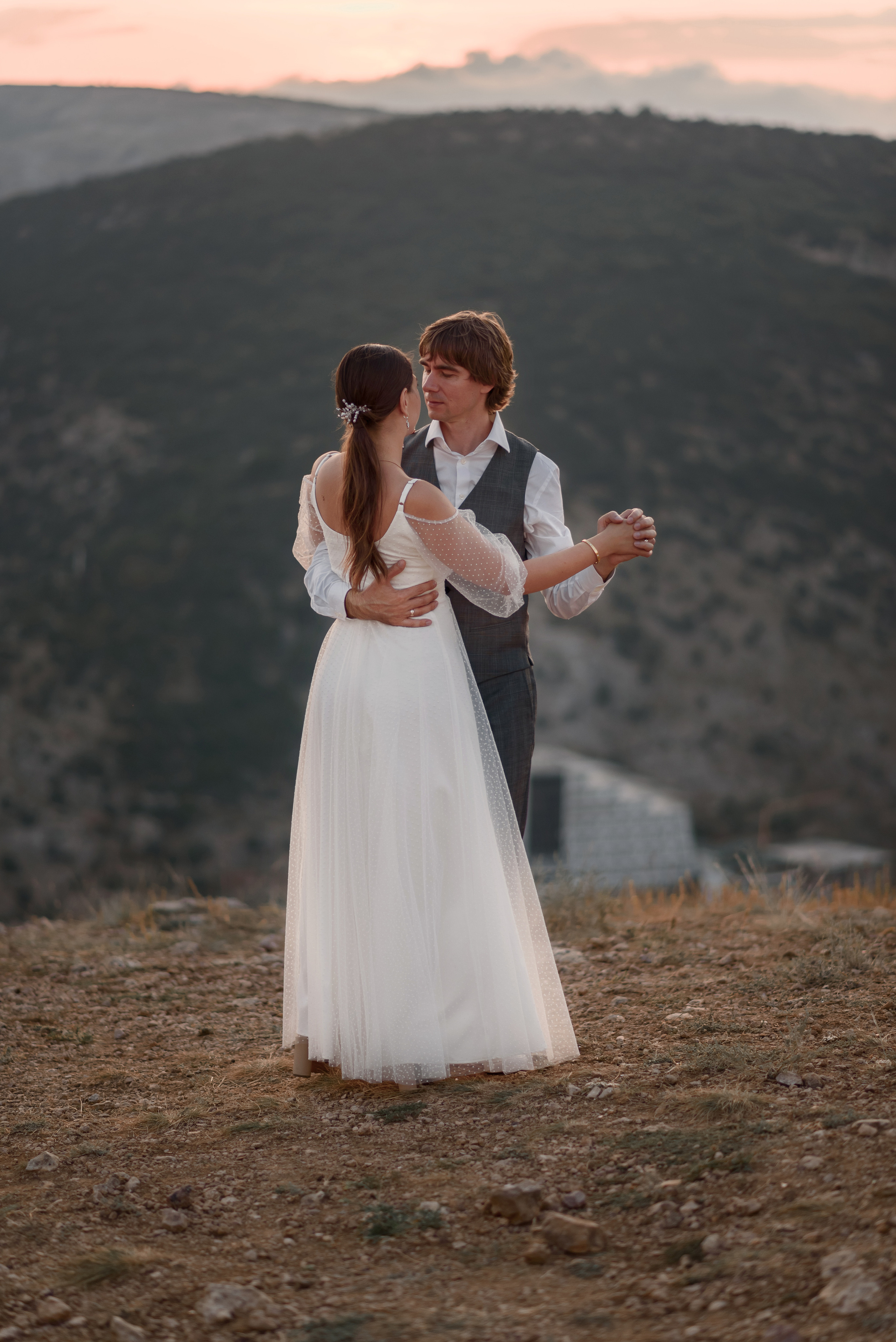 Сергей и Юля. Закат в Балаклаве. Свадебный фотограф Анна Хочева