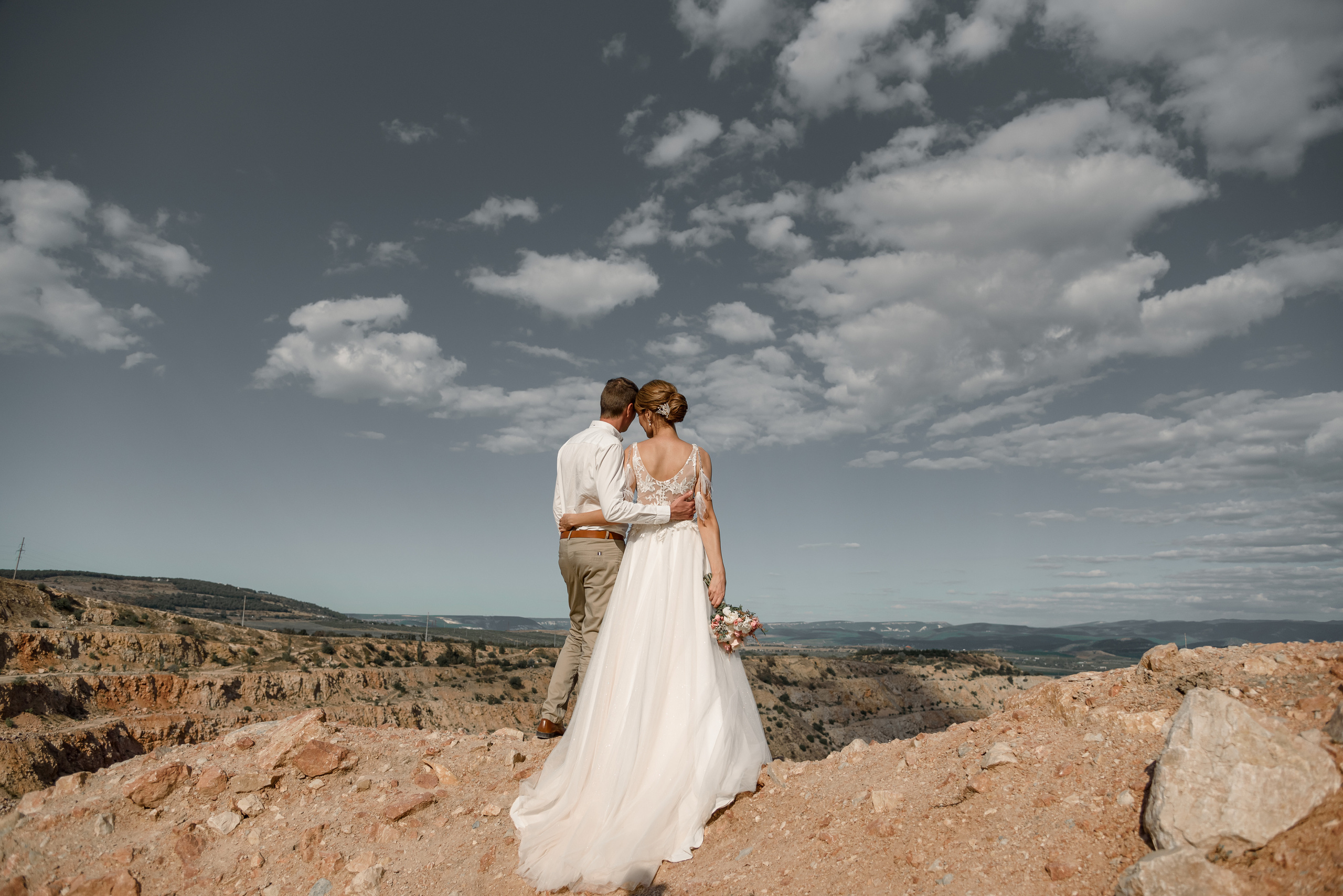 Дарья Сергей. Гора Крокодил. Свадебный фотограф Анна Хочева