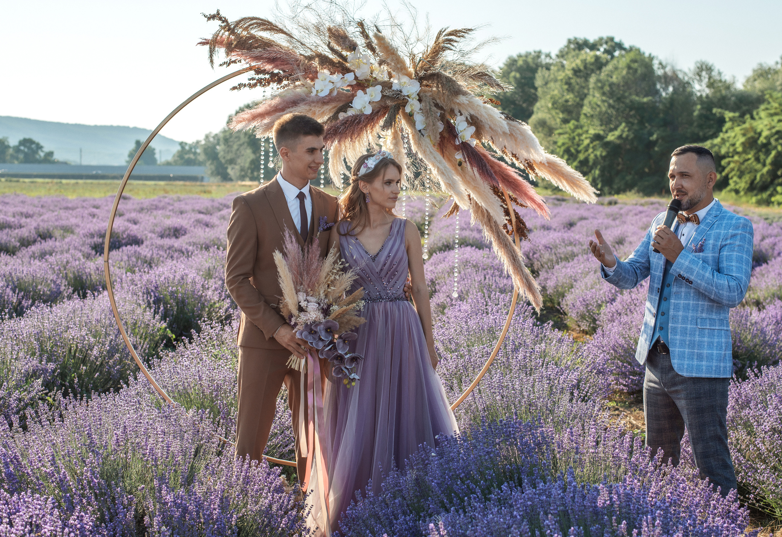 Лавандовое поле. Выездная церемония. Свадебный фотограф Анна Хочева