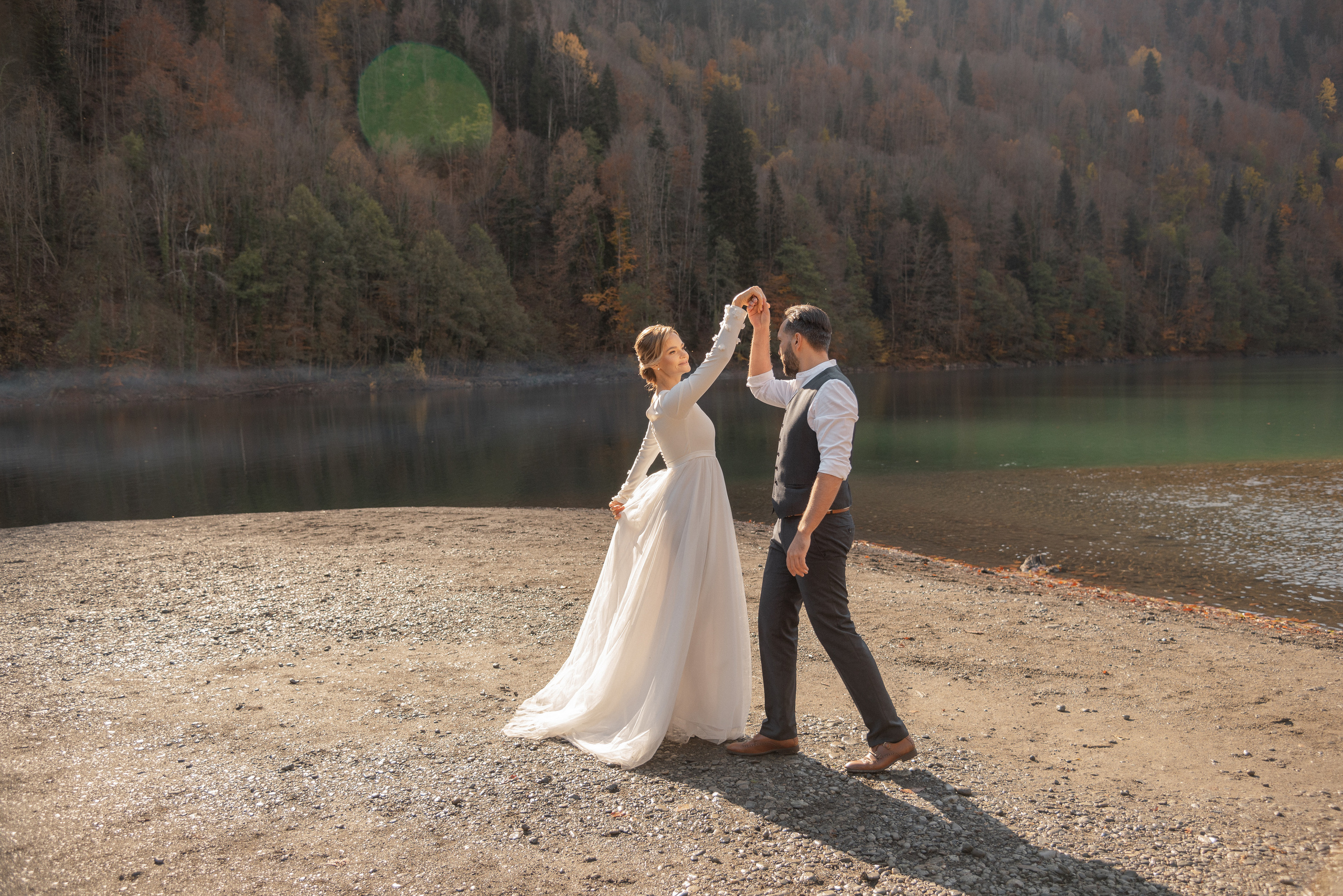 На озере в горах. Свадебный фотограф Анна Хочева