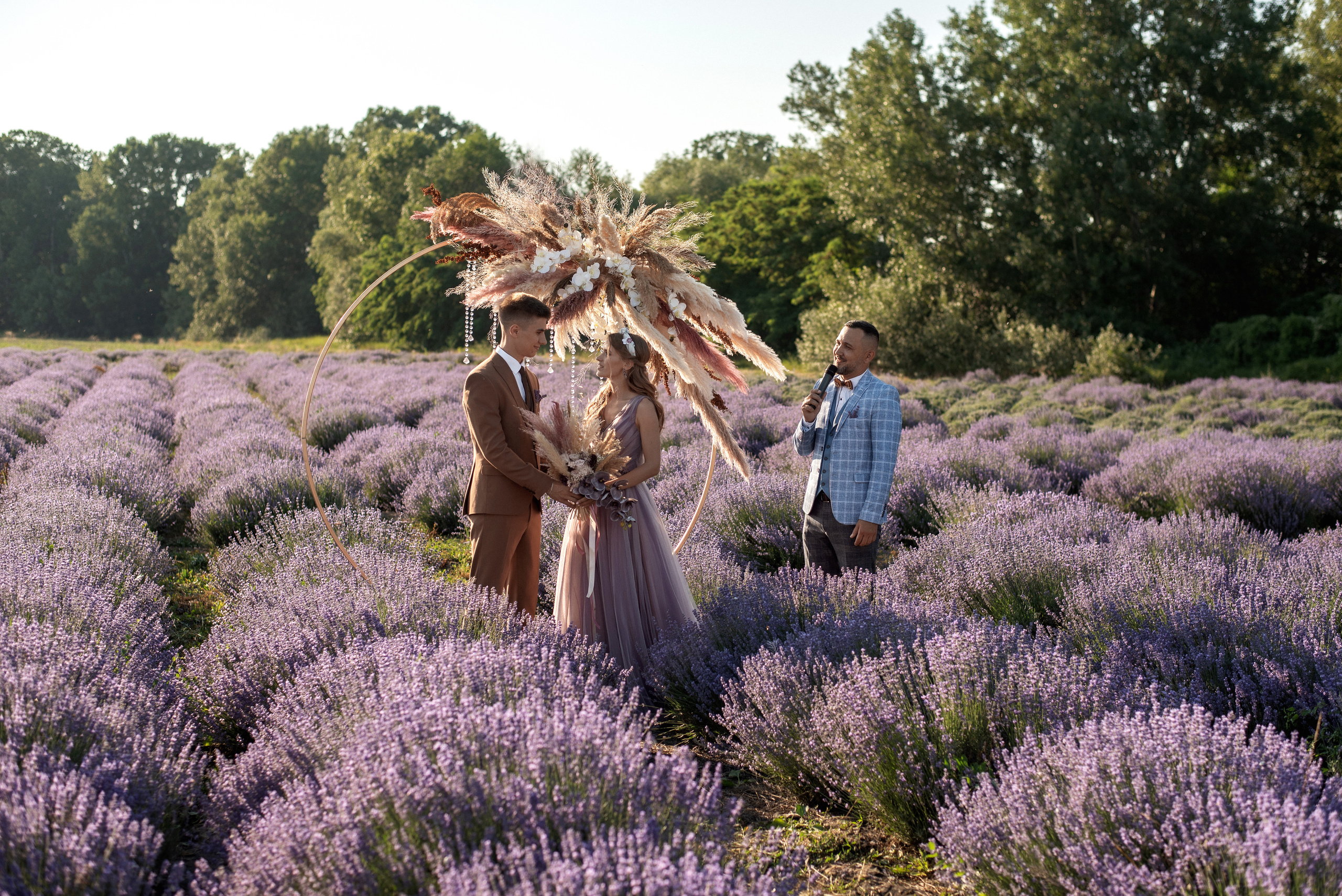 Лавандовое поле. Выездная церемония. Свадебный фотограф Анна Хочева