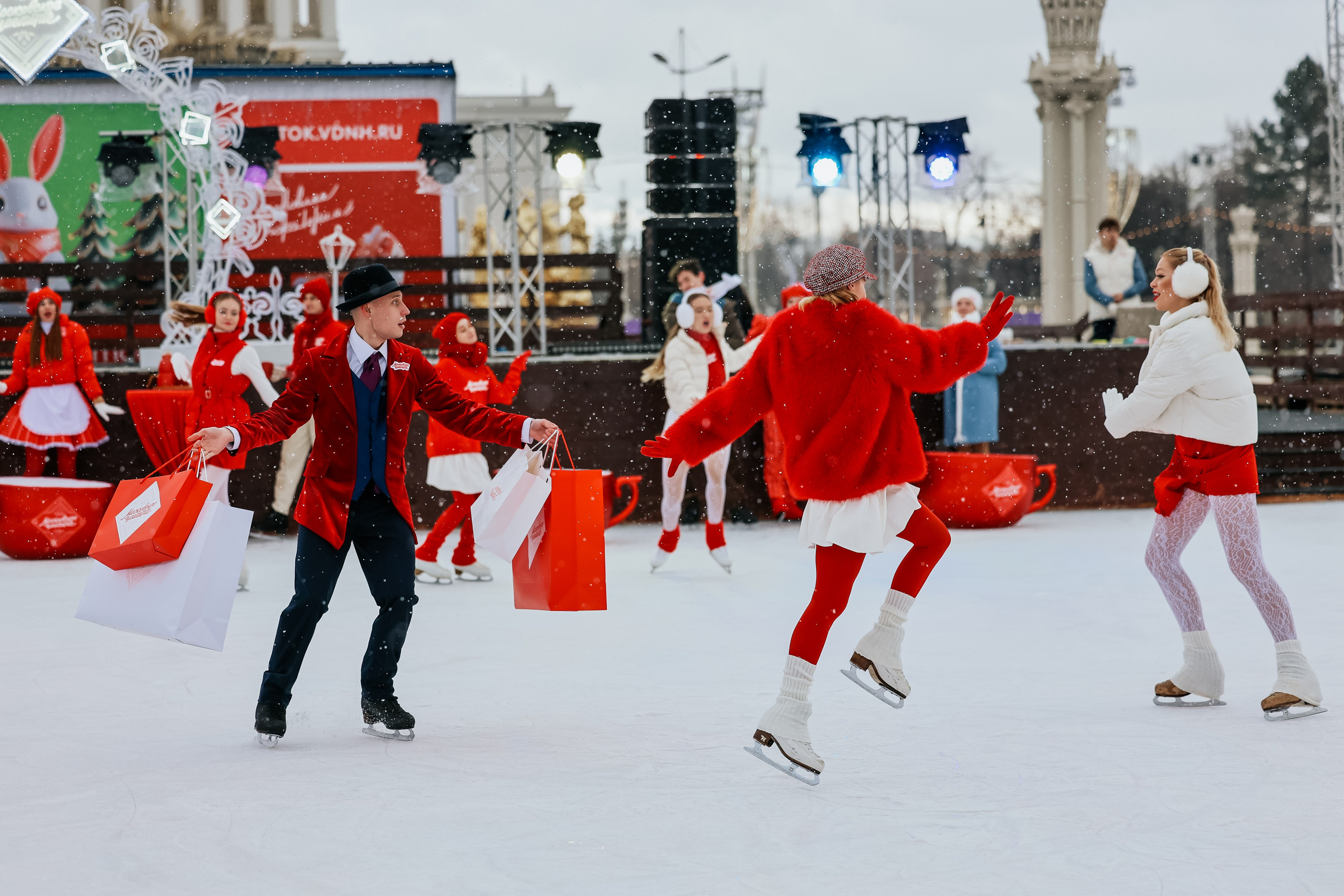 Ледовое шоу ВДНХ проект Московское чаепитие. Фотограф и видеограф Анна Домашенко