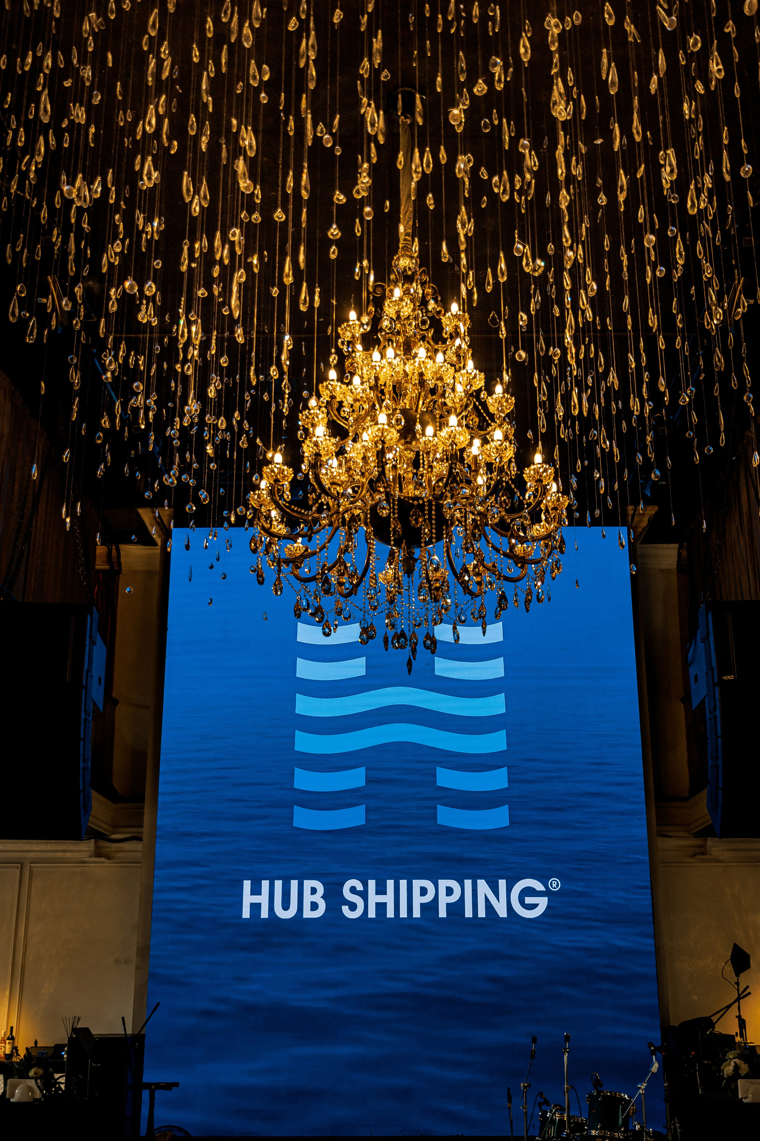 Hub Shipping. Свадебный репортажный фотограф в Москве