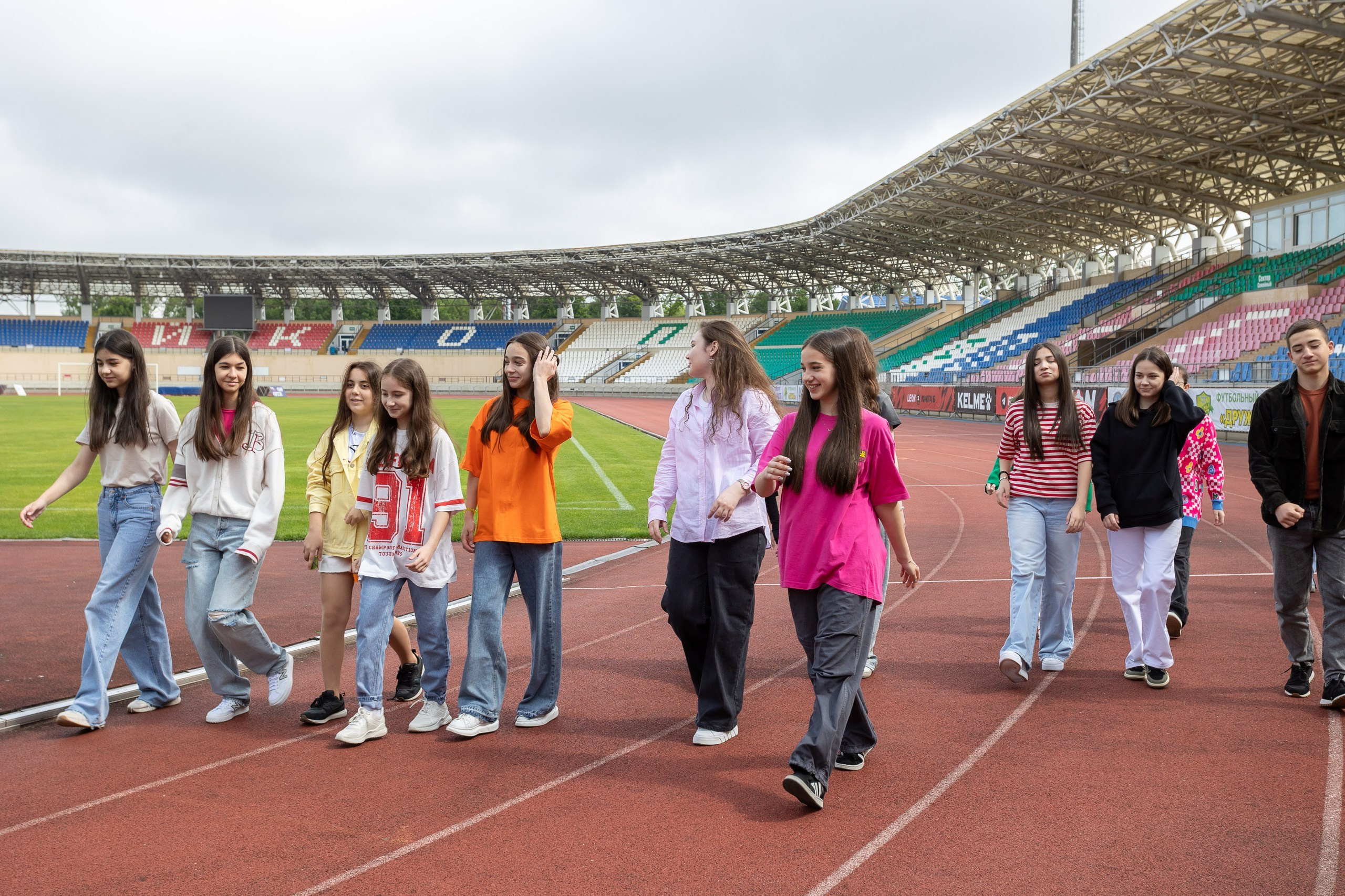 Фотосессия 7 класс Майкоп. Выпускные альбомы Майкоп, Краснодар Елена Золотарева