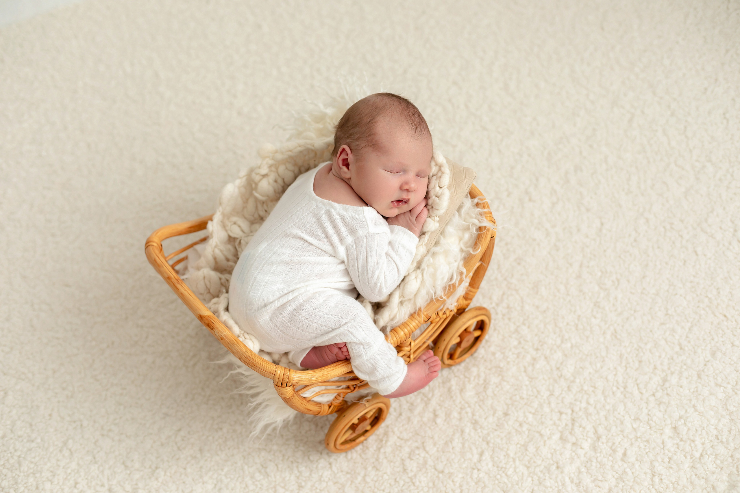 Фотограф новорожденных в Тюмени