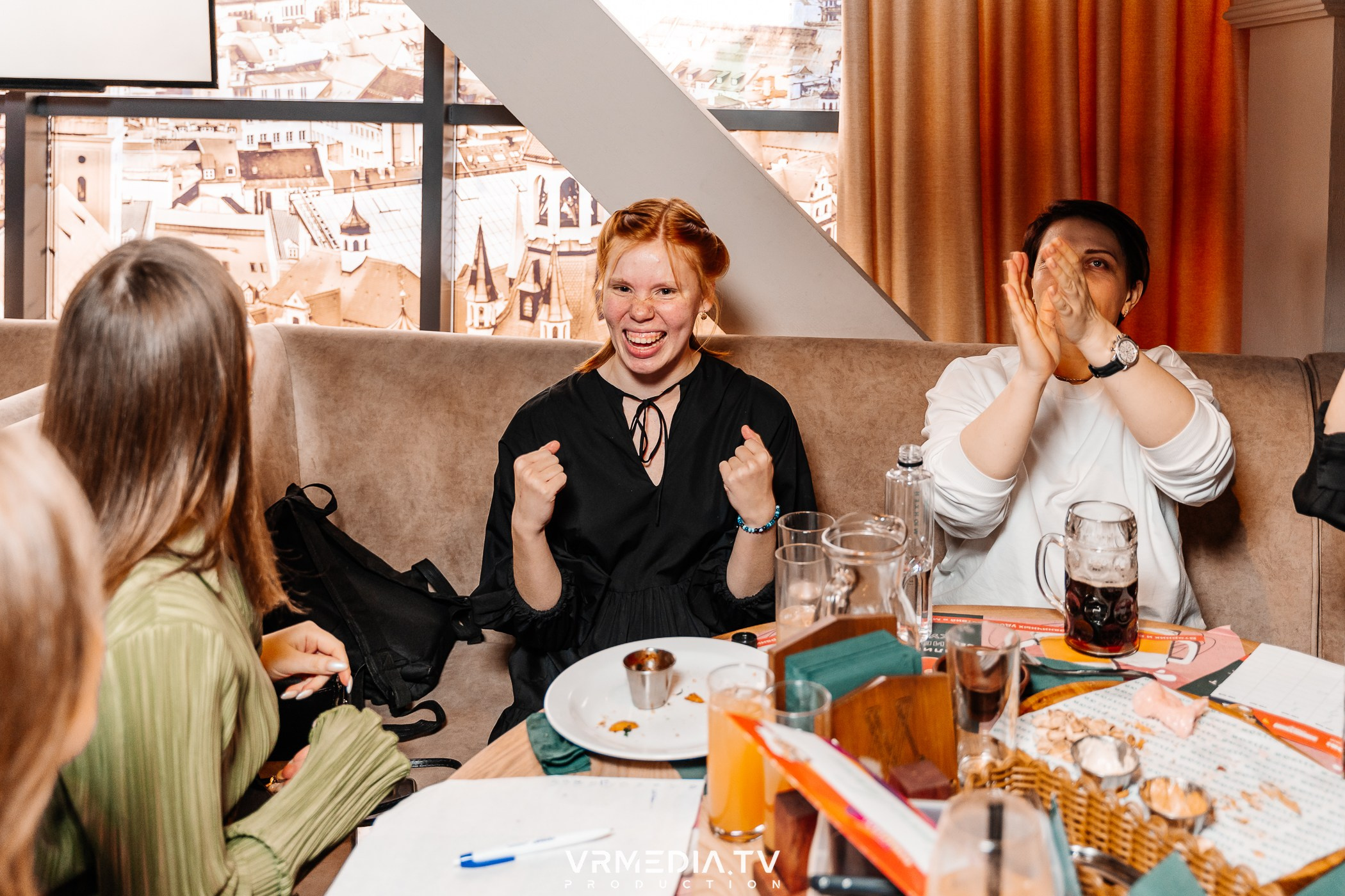 Эйнштейн Party в ресторане «Мюнхен»