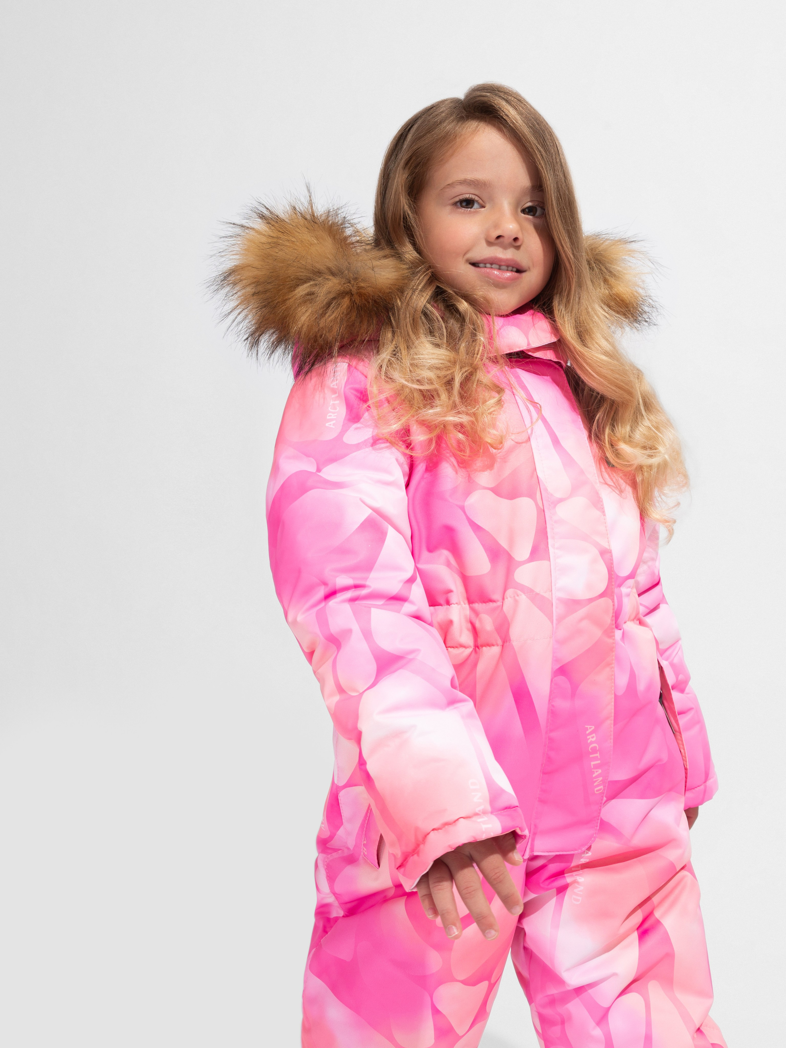 Arctland. Kareema ceramics