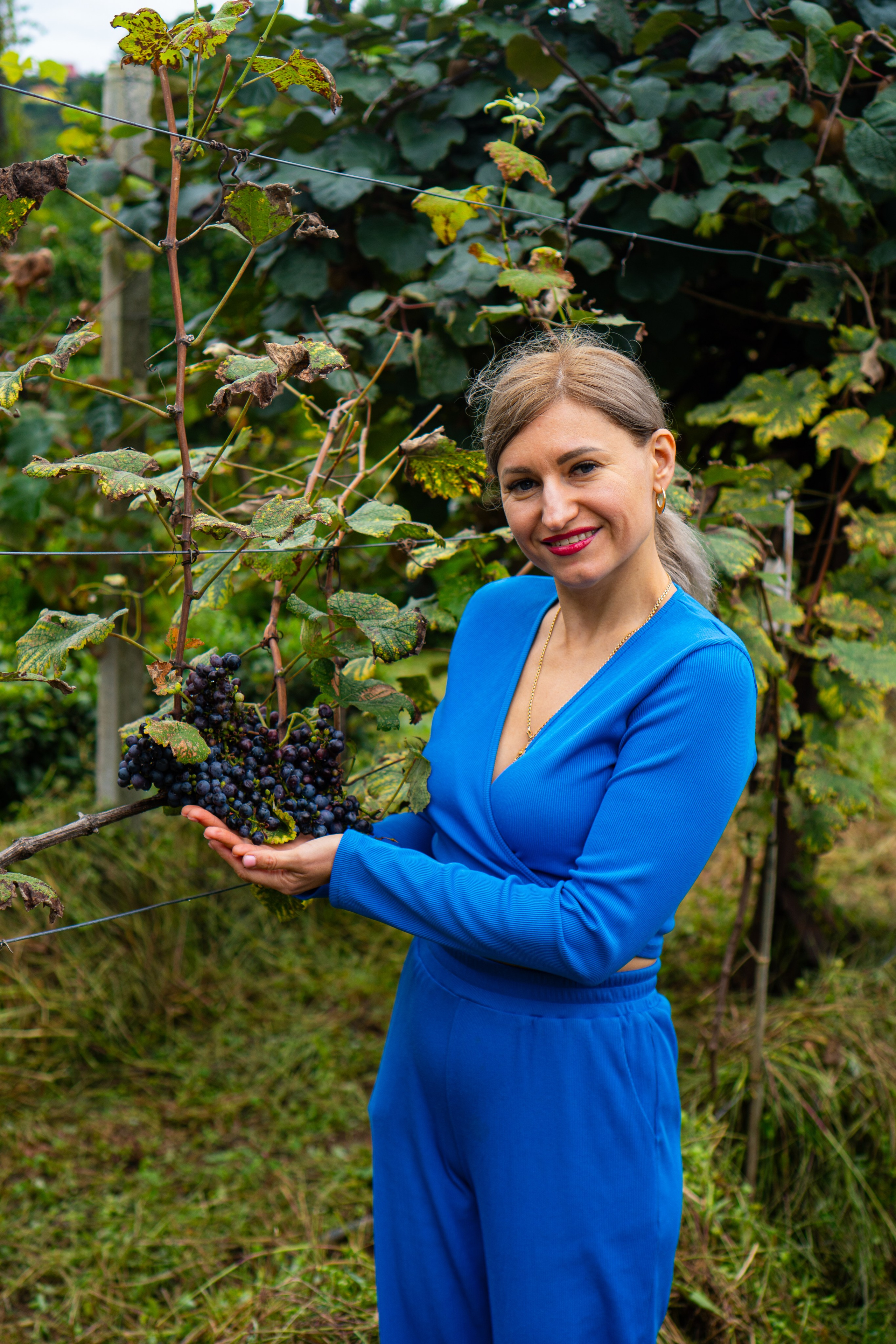 Фотосессия на экскурсии по виноградникам. Фото-ВидеоПродакшен для экспертов и брендов