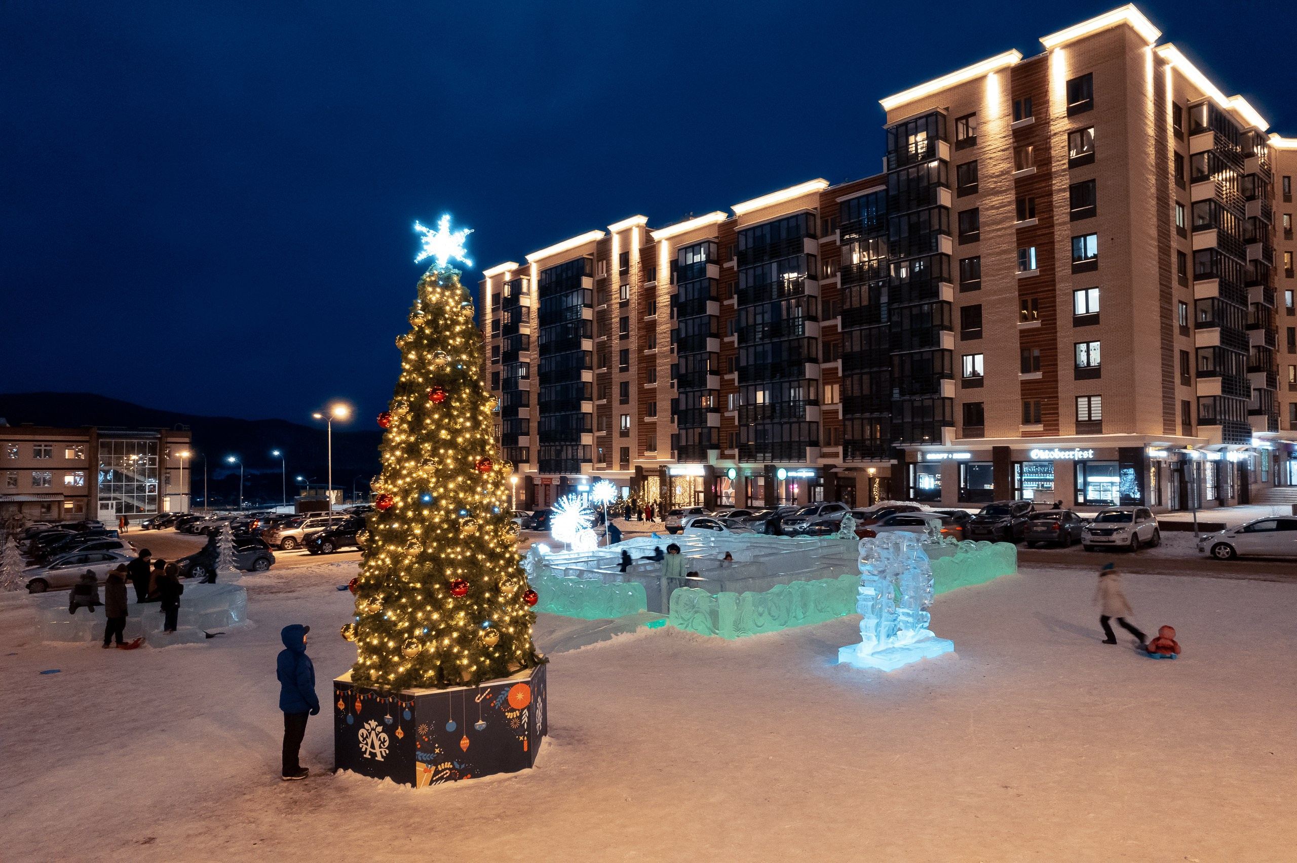 Сити-район «Академгородок». Репортажный фотограф Красноярск Алекс Чампакхам