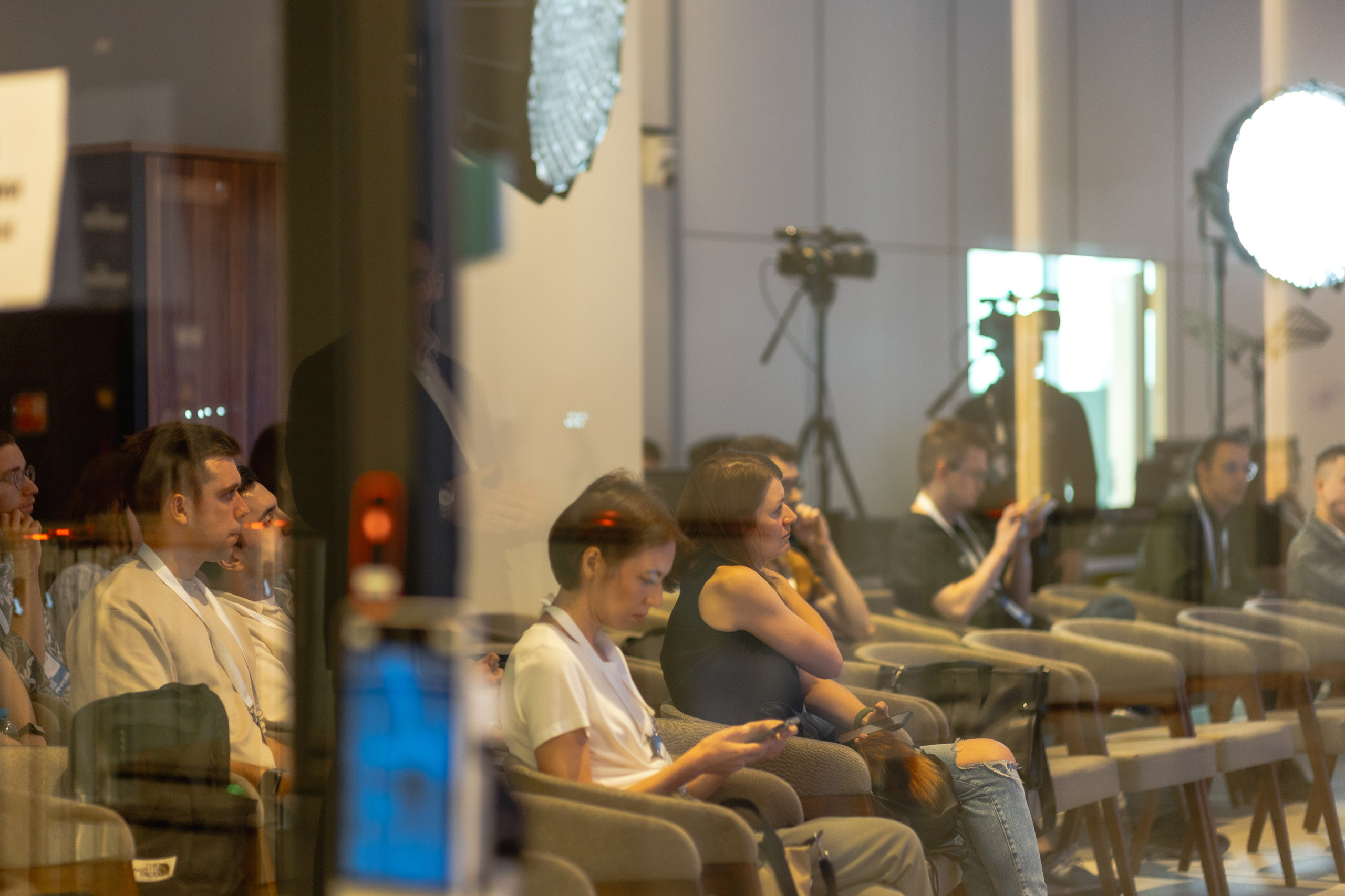 Aha! — 29–30 мая 2025. Фотобанк Матемаркетинг