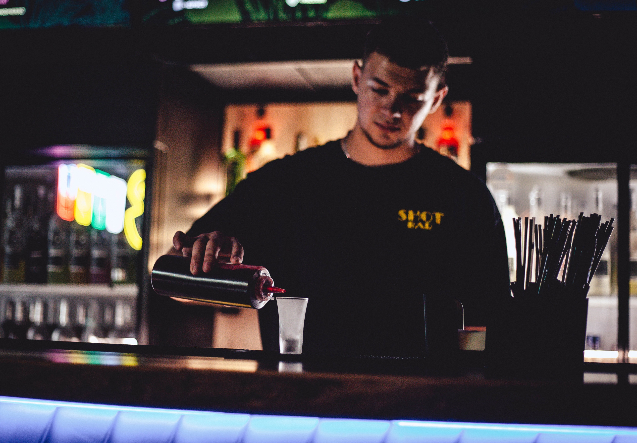 Шот Бар. Уличный фотограф Города N