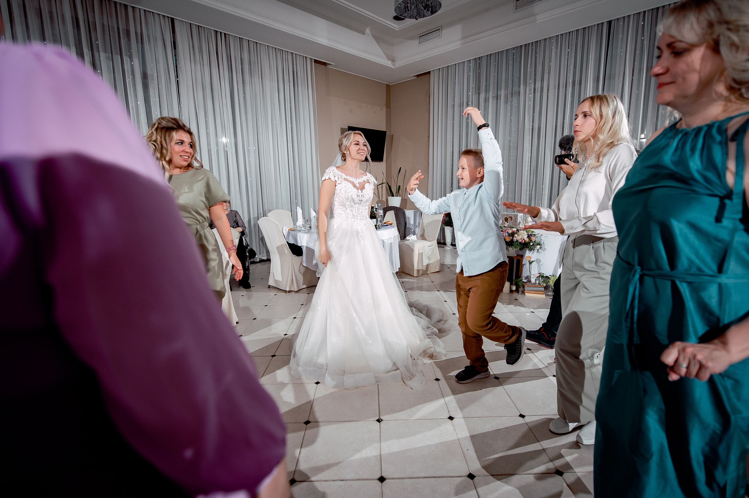 Саша и Таня, Щелково — Москва. Свадебный и семейный фотограф Виктория Носачёва. Щелково, Москва и МО