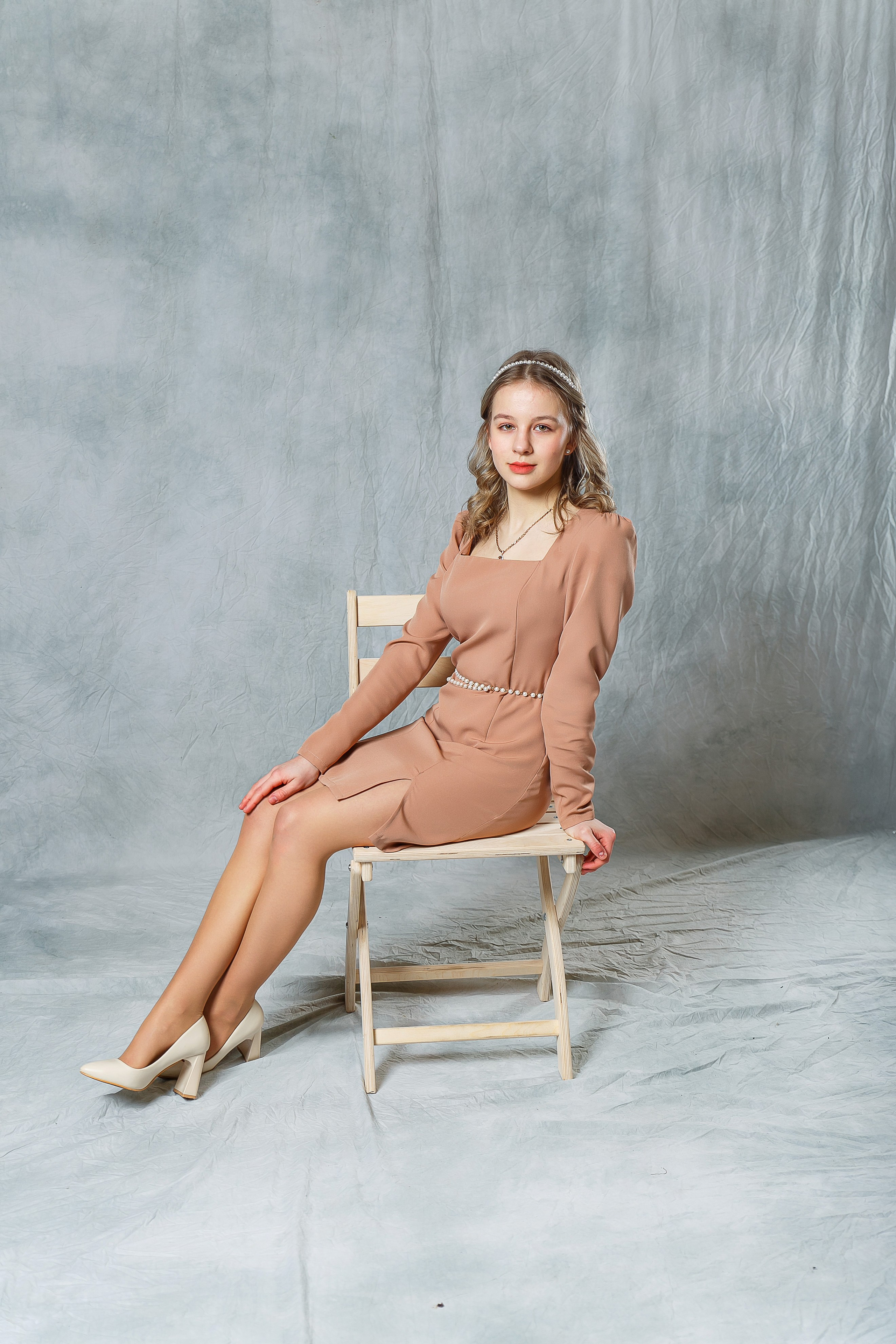 ОДНОТОННЫЙ ФОТОФОН. Выпускные альбомы в Донецке и ДНР. Фотограф Донецк и ДНР