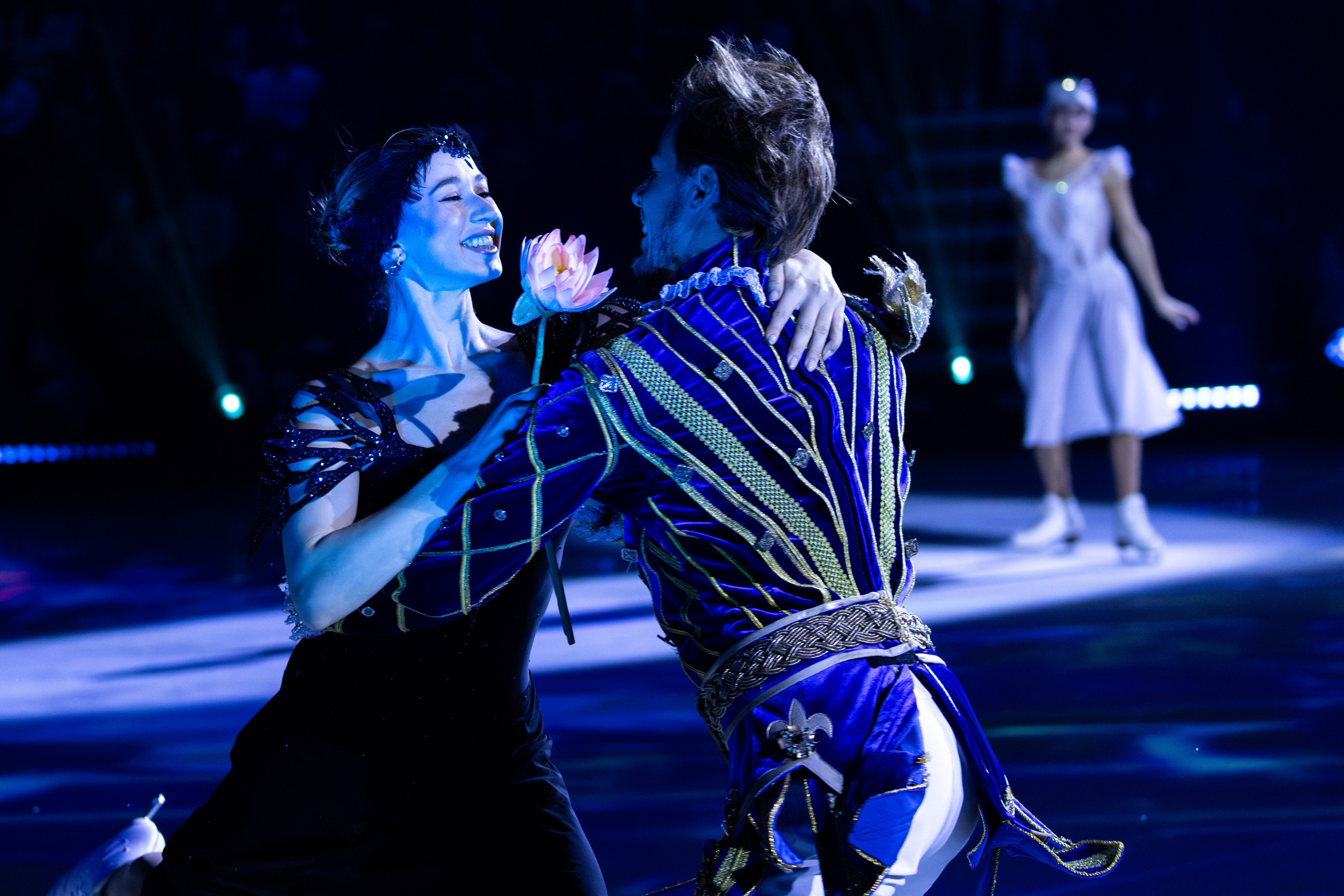 ЛЕБЕДИНОЕ ОЗЕРО