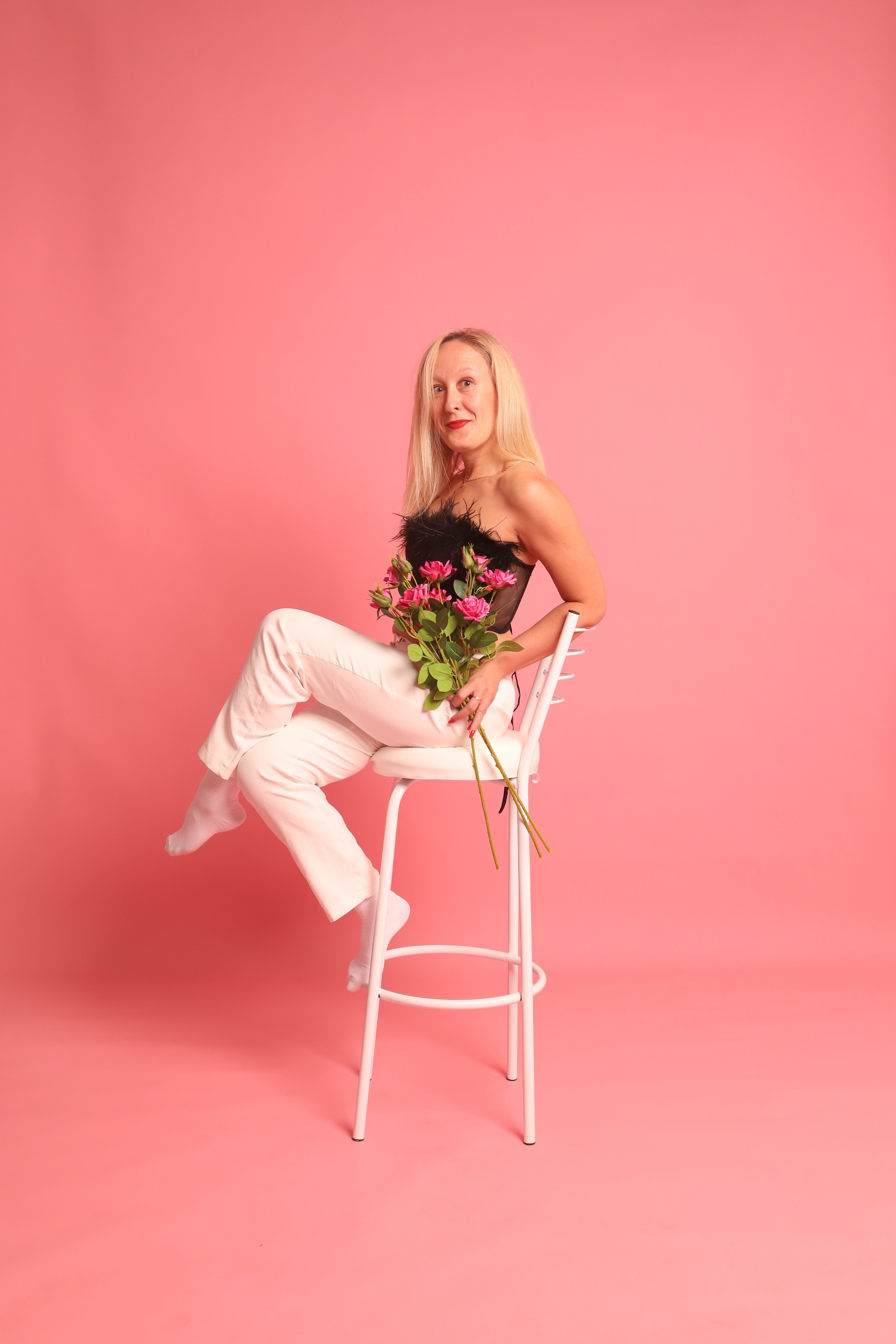 Реальные фотографии наших гостей. Фотостудия самообслуживания. Студия без фотографа в Твери