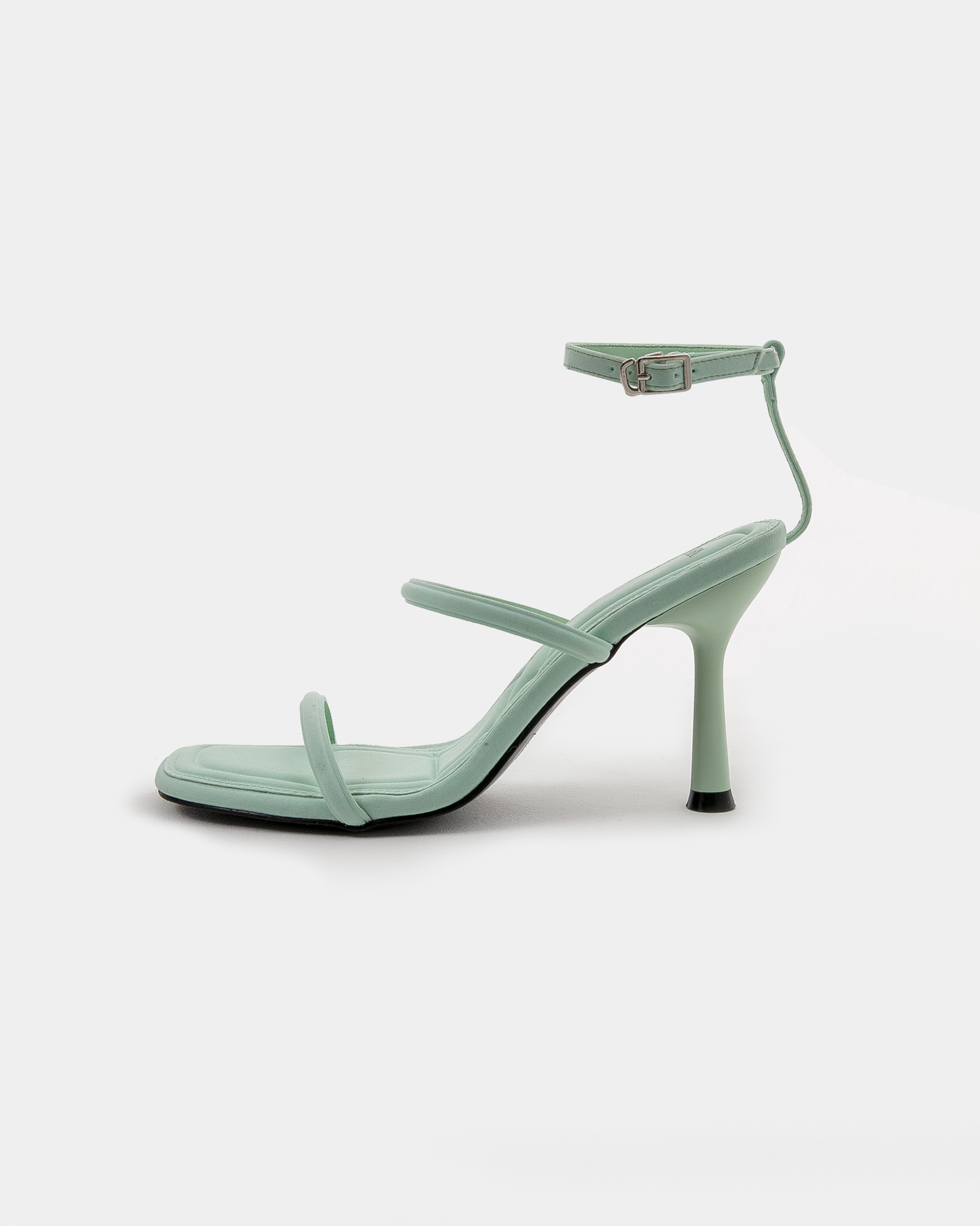 Предметная съемка для бренда InDress. Каталожный и предметный фотограф в Москве Анна Nesmeliva