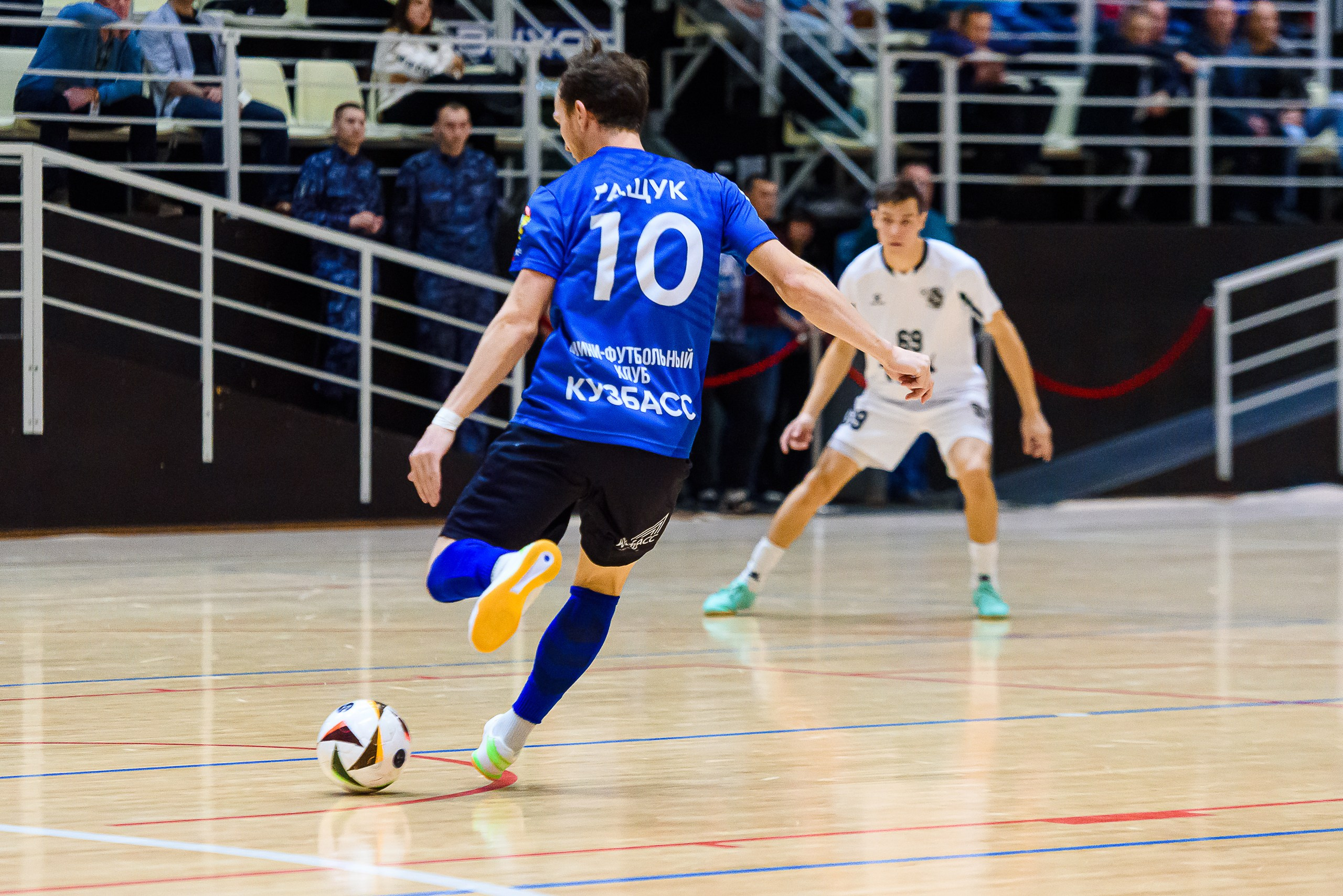 Высшая лига по футзалу — Сезон 2024-2025 — 2ой тур. Репортажный фотограф в Кемерово