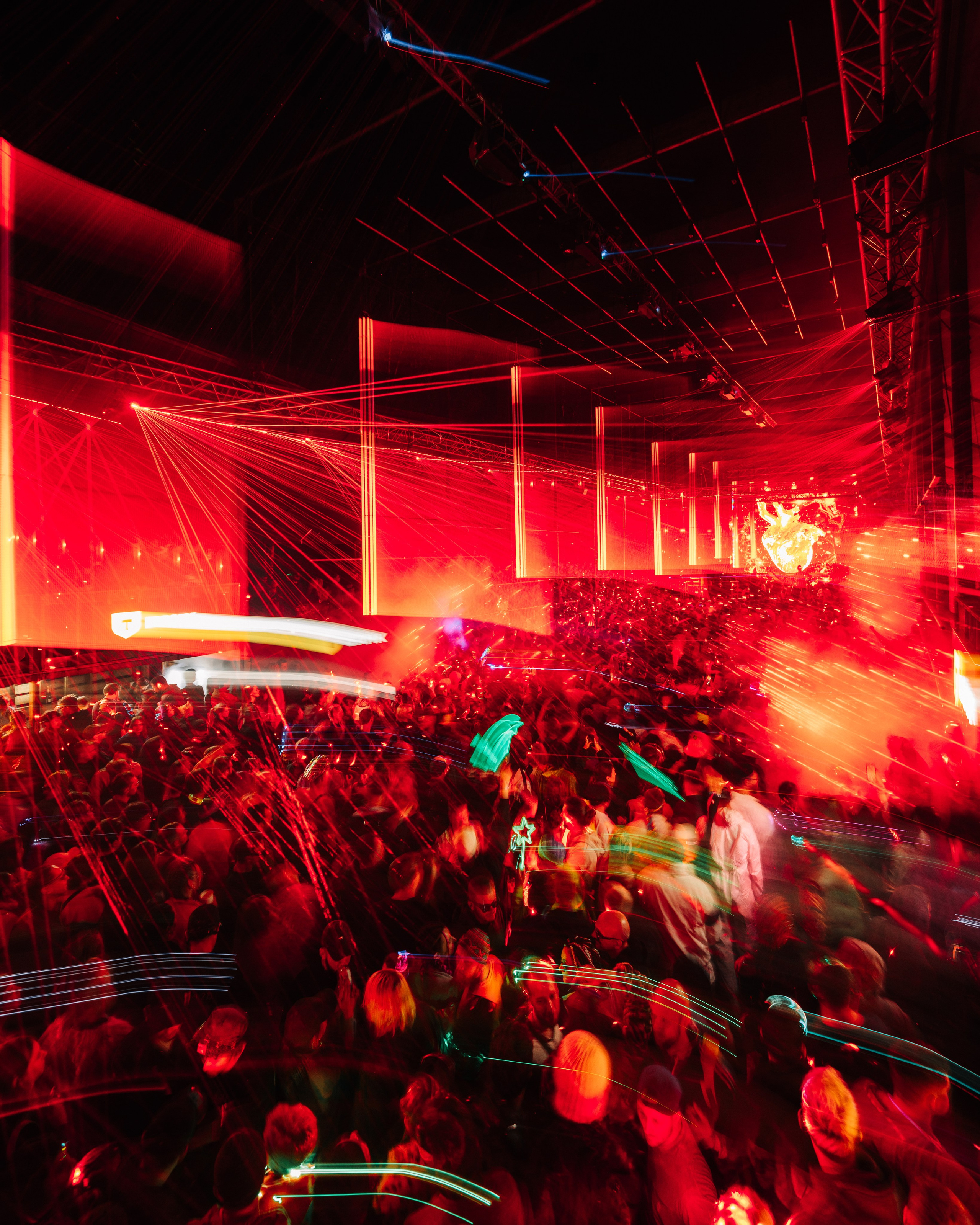 Signal 2024. @tomrus: Рустам Шагиморданов — фотограф