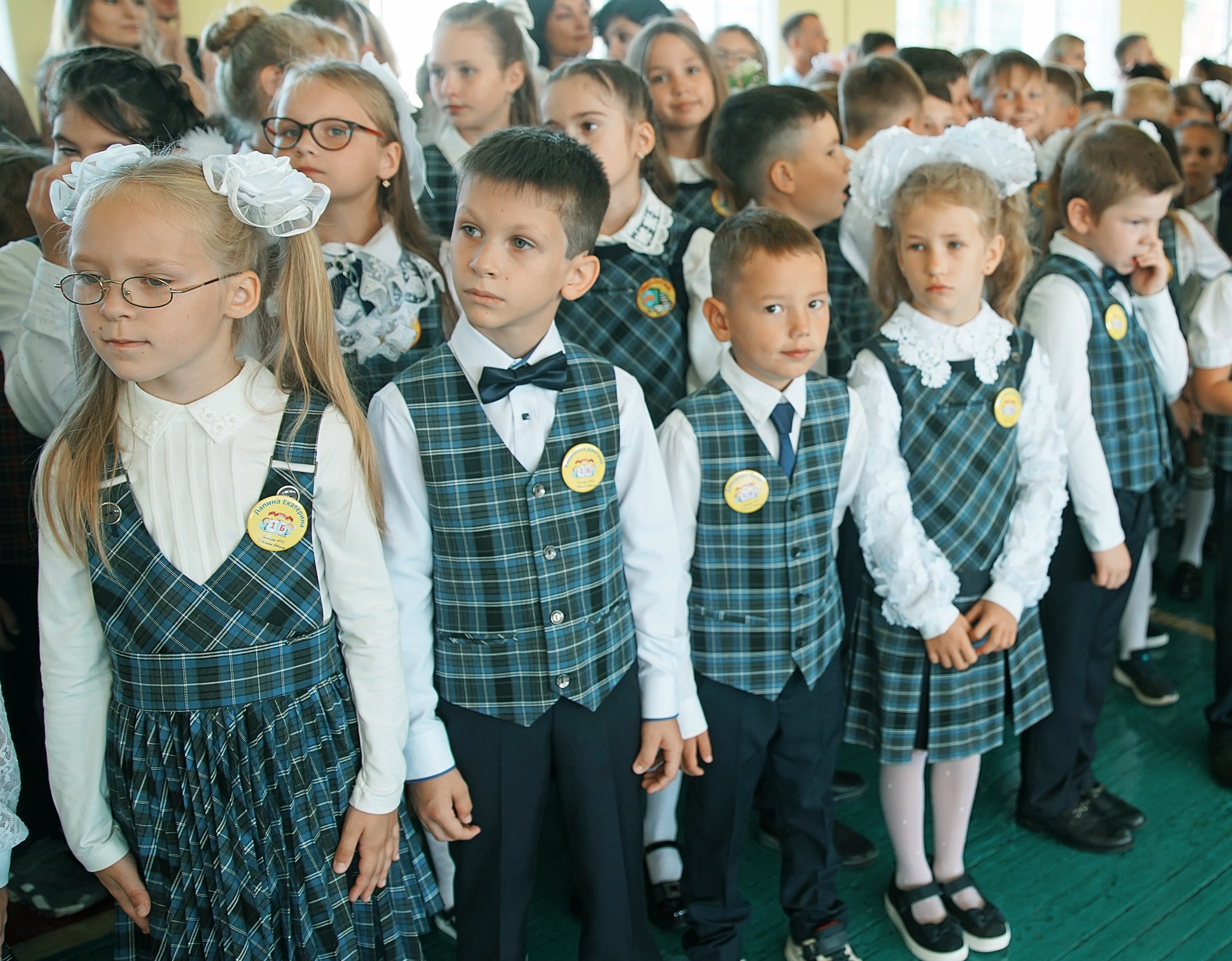 Первый класс линейка, в классе, портреты. Семейный и детский фотограф в Нижнем Новгороде