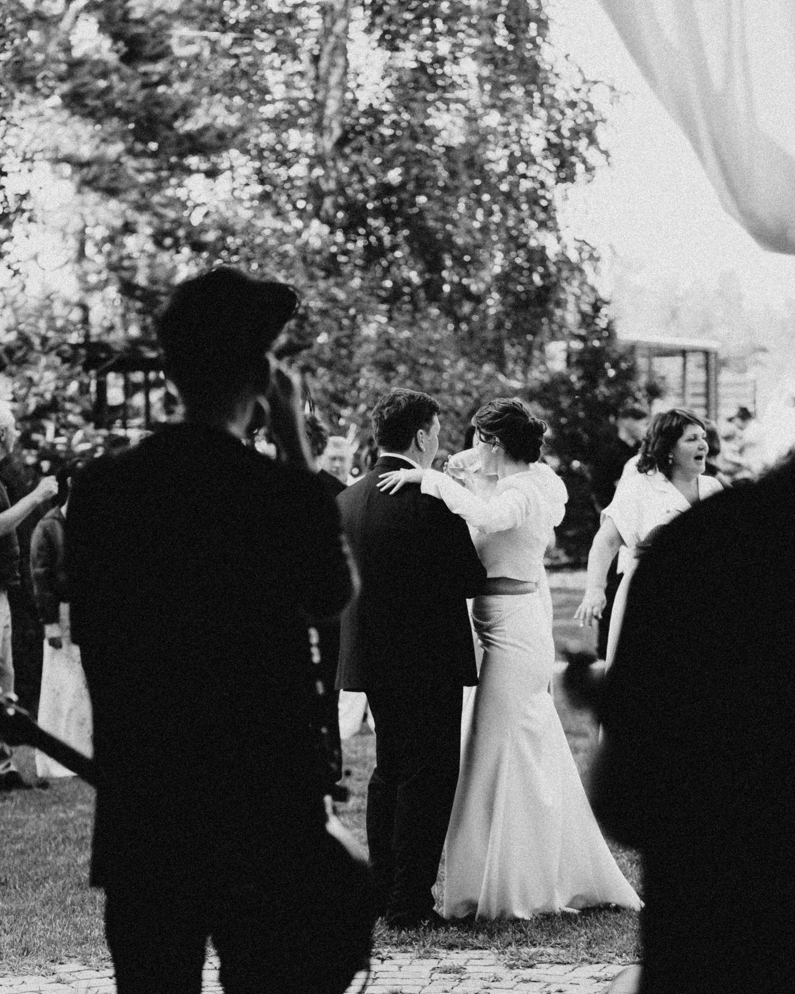 1. Свадебный фотограф @alexandradmitrievaph