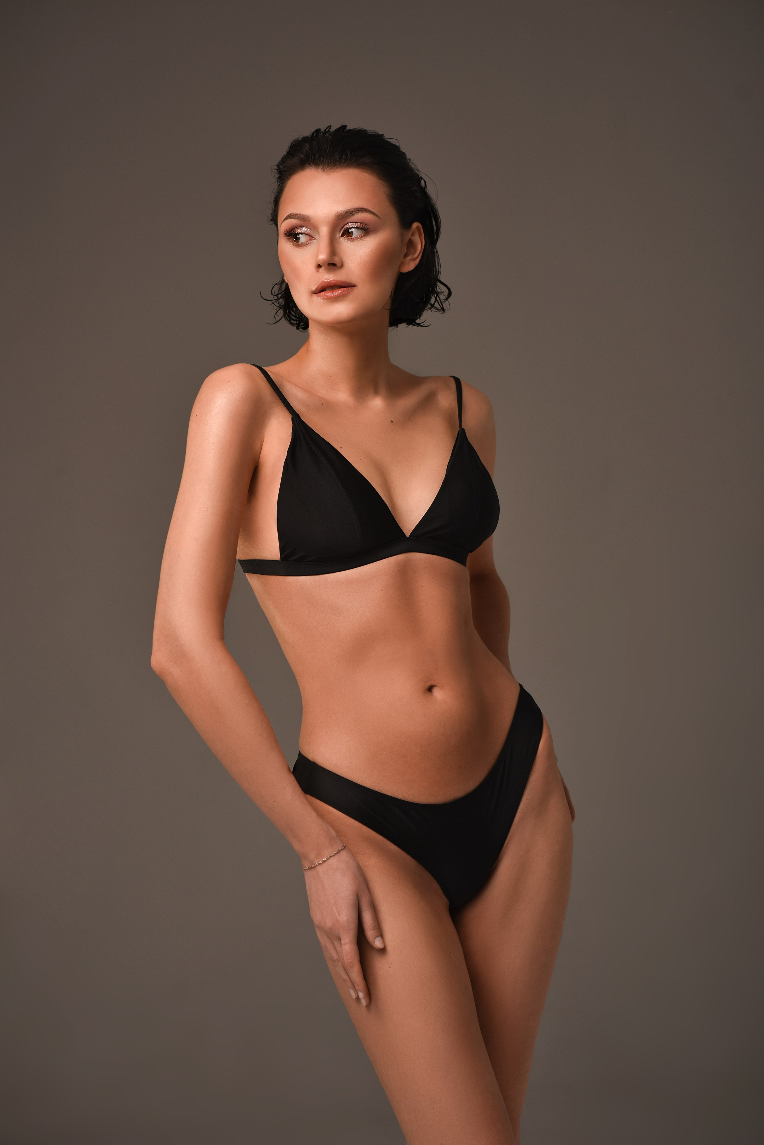 Кейс с купальниками и леггинсами для WB. Фотограф Таина Комбарова