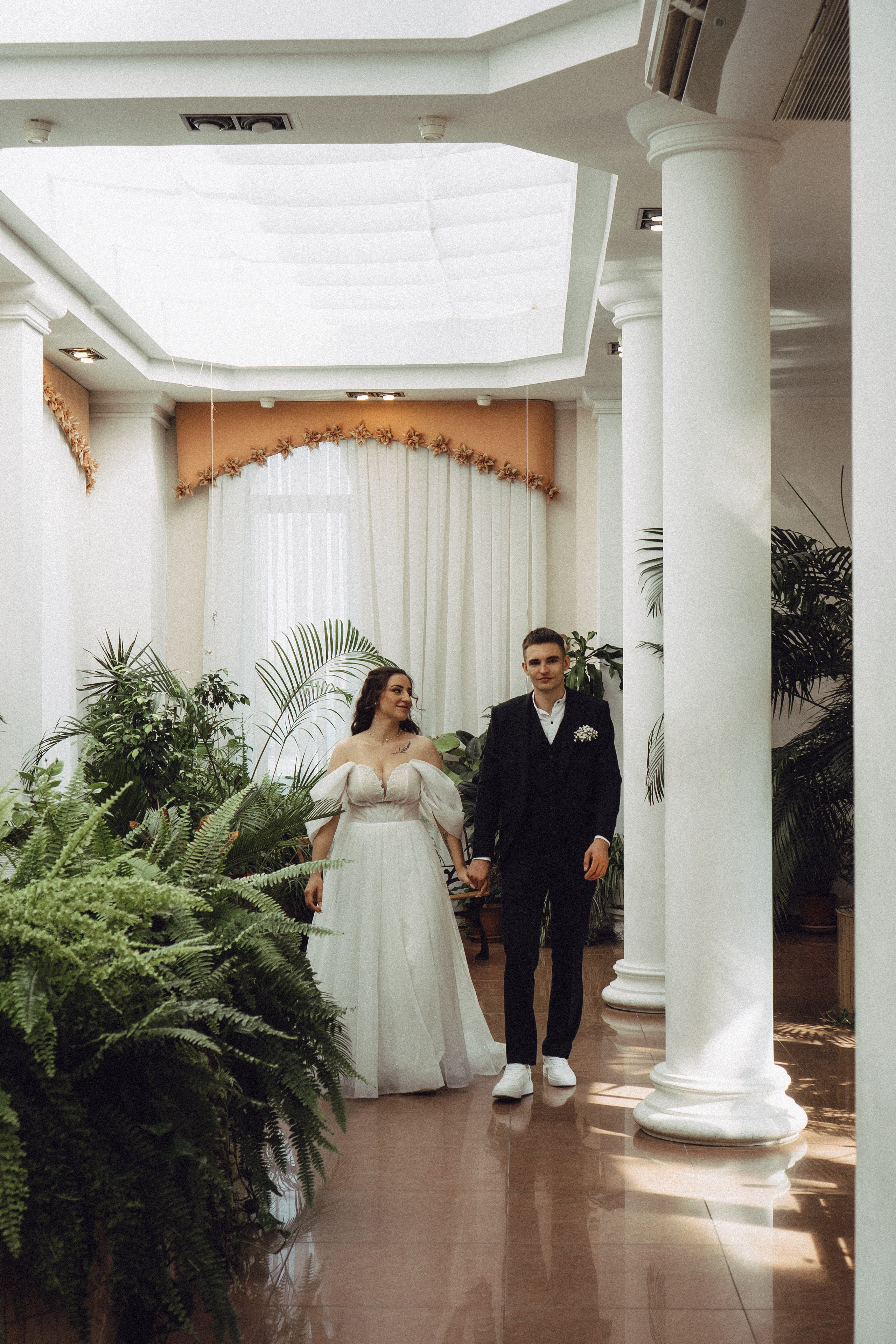 СВАДЕБНАЯ СЬЕМК В ПАРКЕ 300-ЛЕТИЯ. Профессиональный фотограф, Санкт-Петербург — Виктория Богомолова