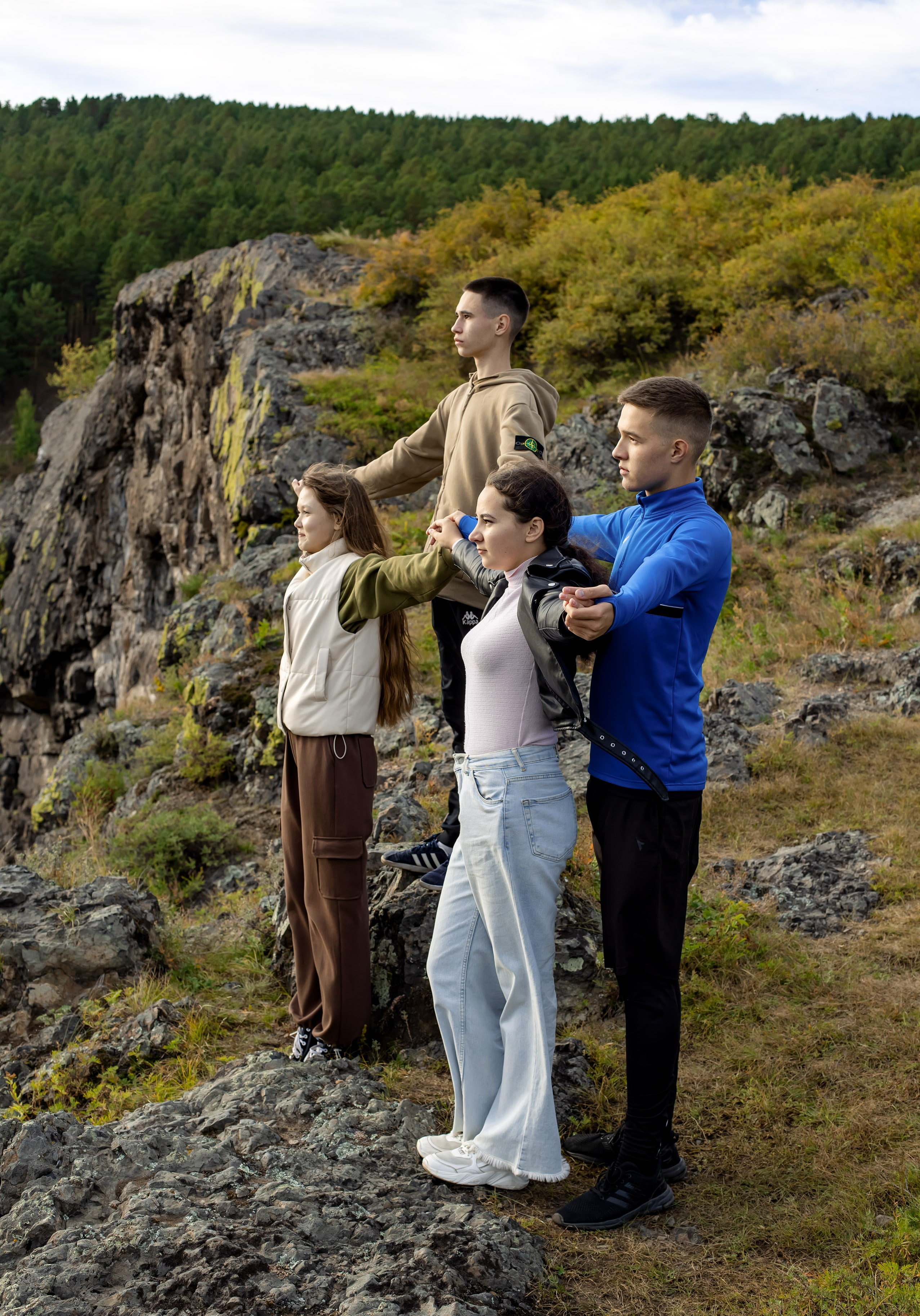 выпускные альбомы Чита, начальная школа Чита, выпускной альбом Чита, фотограф Чита, школьный фотограф Чита, выпускной Чита, 4 класс выпускной, школьный портрет, школьная фотосессия, выпускной альбом для 11 класса, выпускной альбом для 9 класса, выпускной альбом для 4 класса, выпускной альбом для детского сада, новогодняя фотосессия