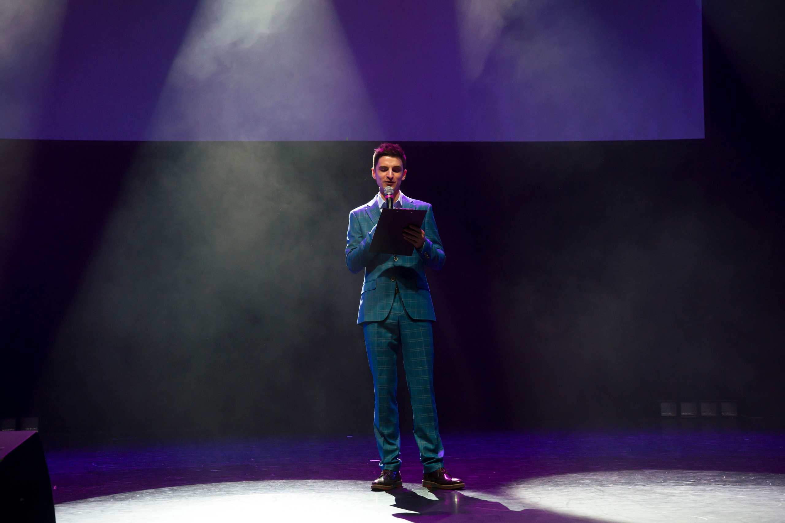 Танцевальное шоу. Фотограф в Санкт-Петербурге. Репортажная и все съёмки для бизнеса