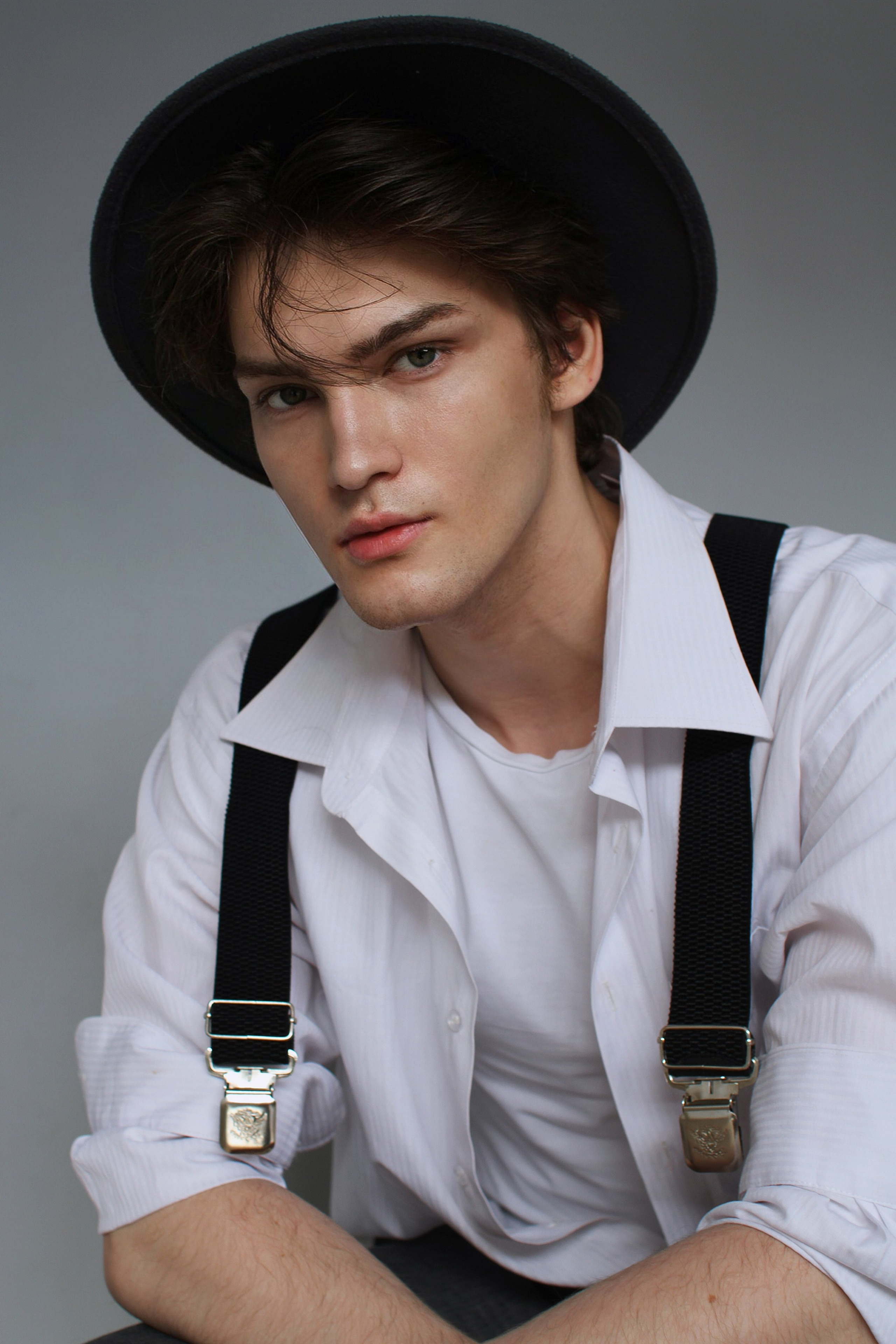 Андрей Безоян. Съёмка одежды для маркетплейсов и брендов Morozova Production