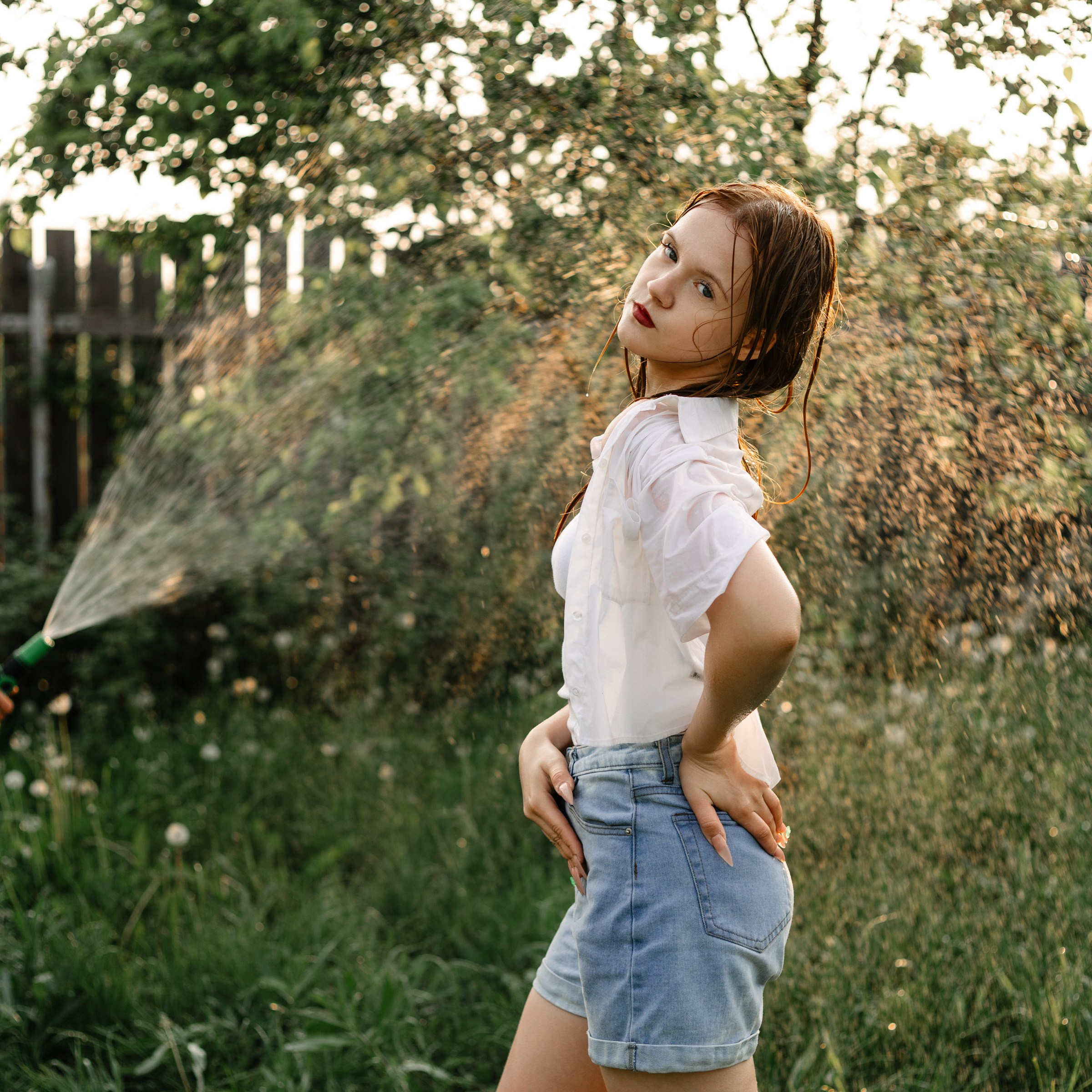 Серия с водой. Арина и Сергей. Евгения. Июнь 2025. Фотограф Пермь. Свадьбы. Семья и дети, школа, д. сад. Фотокниги