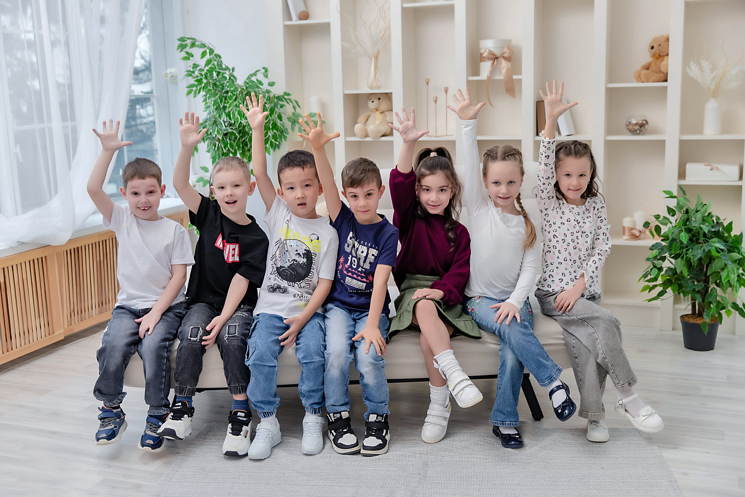 Выпускные (школьные) альбомы (книги) в Ростове-на-Дону. Современные Выпускные Альбомы в Ростове-на-Дону