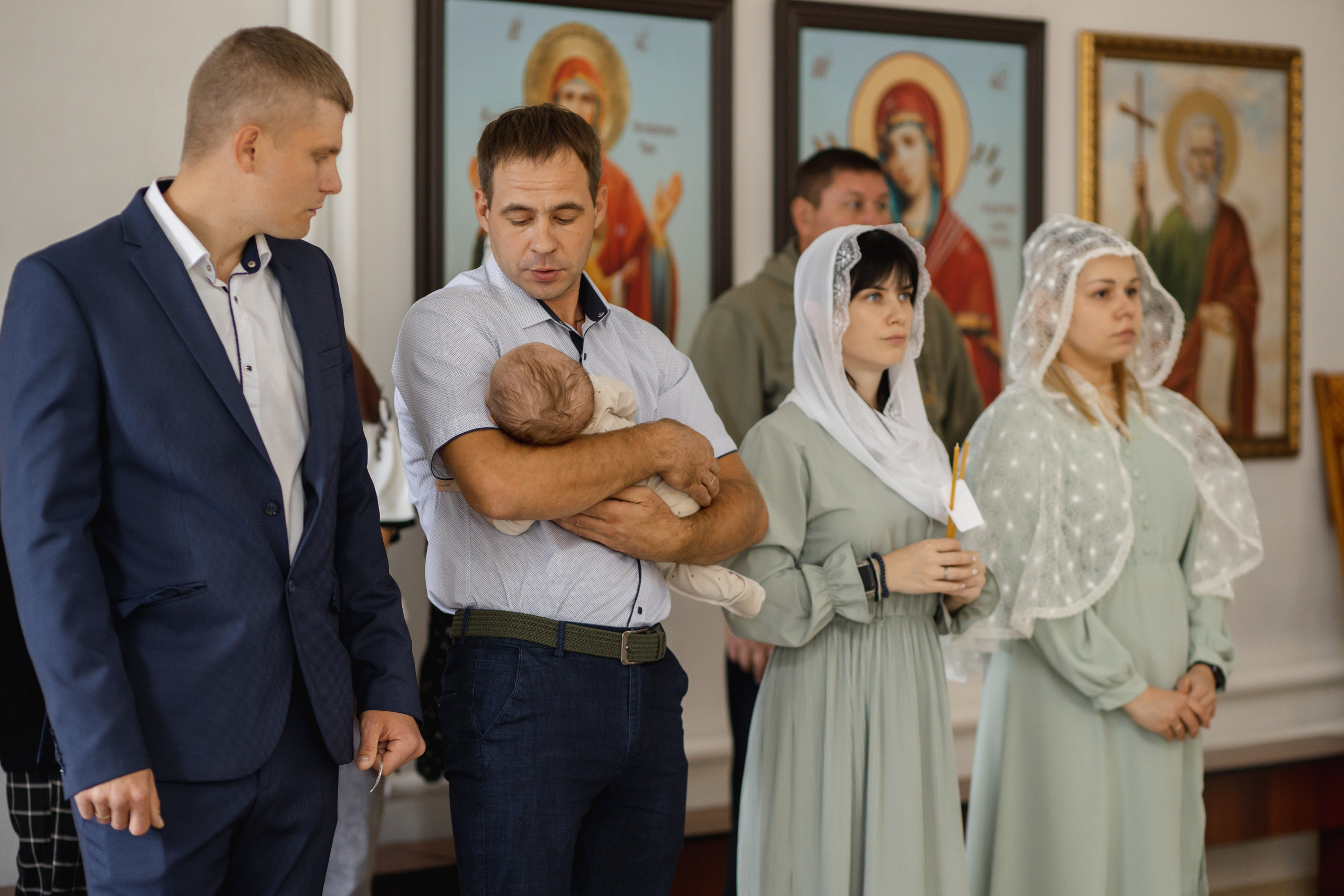 Крещение Ивана в Храме Святой Троицы Живоначальной. Свадебный и семейный фотограф Ольга Разрядова