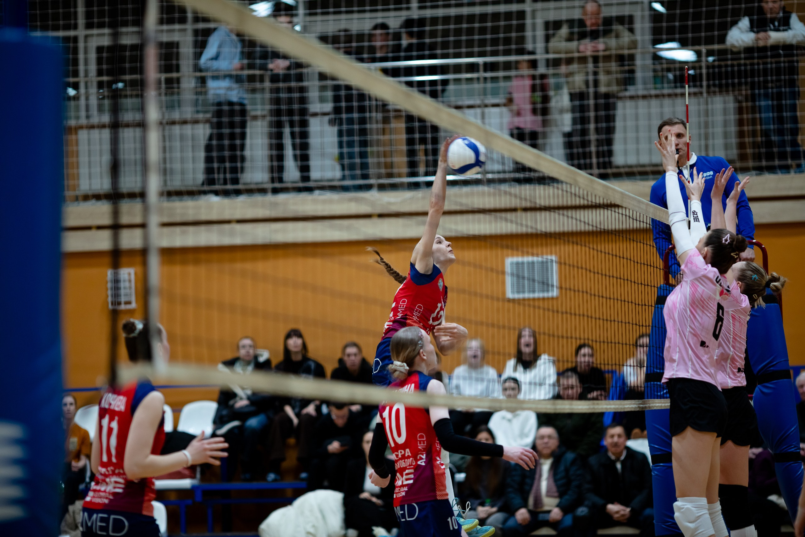 СШ11 — Искра / 2 игра. Фотография