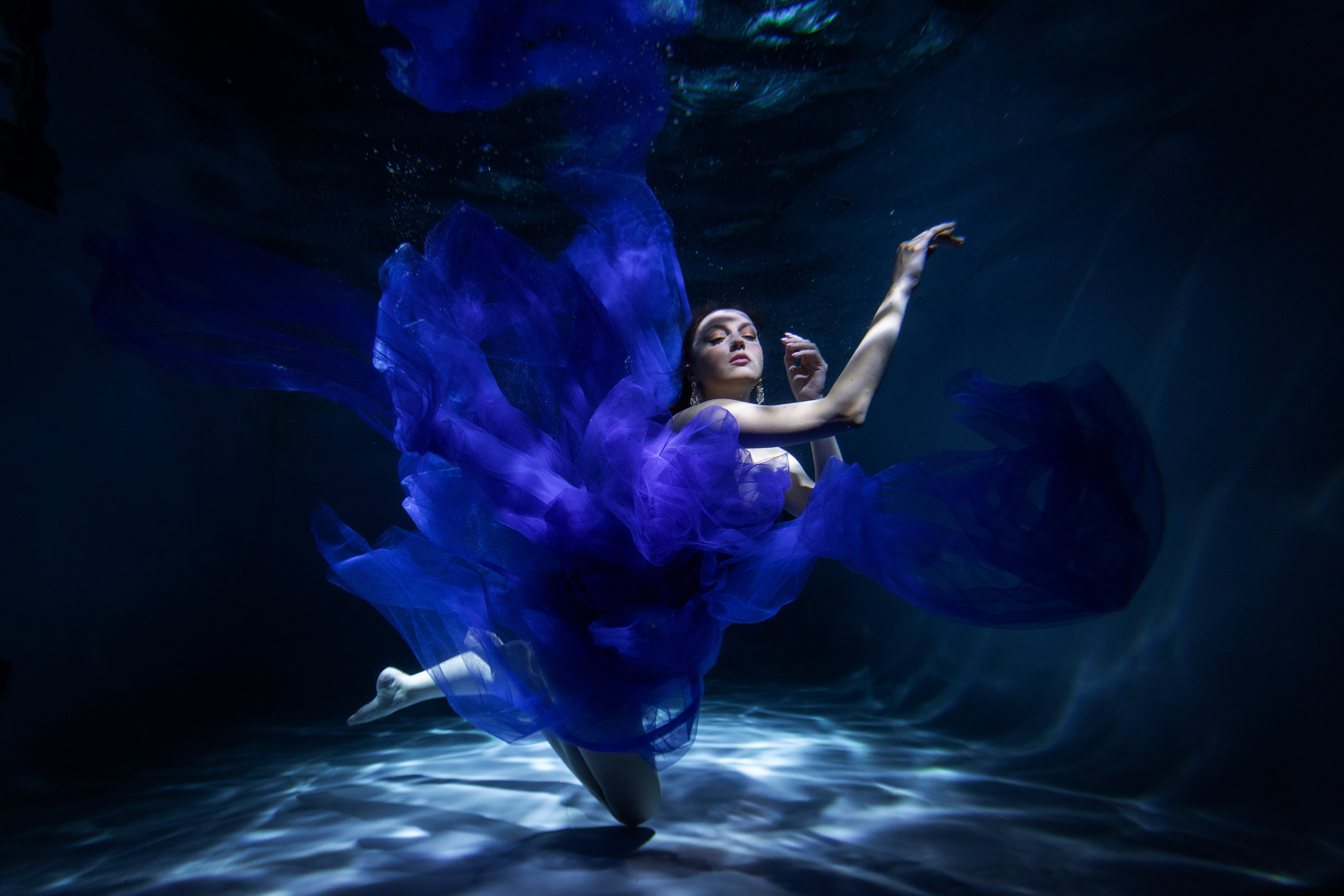 И каждый кадр — буквально на вес воздуха💙. Фотограф в Санкт-Петербурге Кристина Ильинская