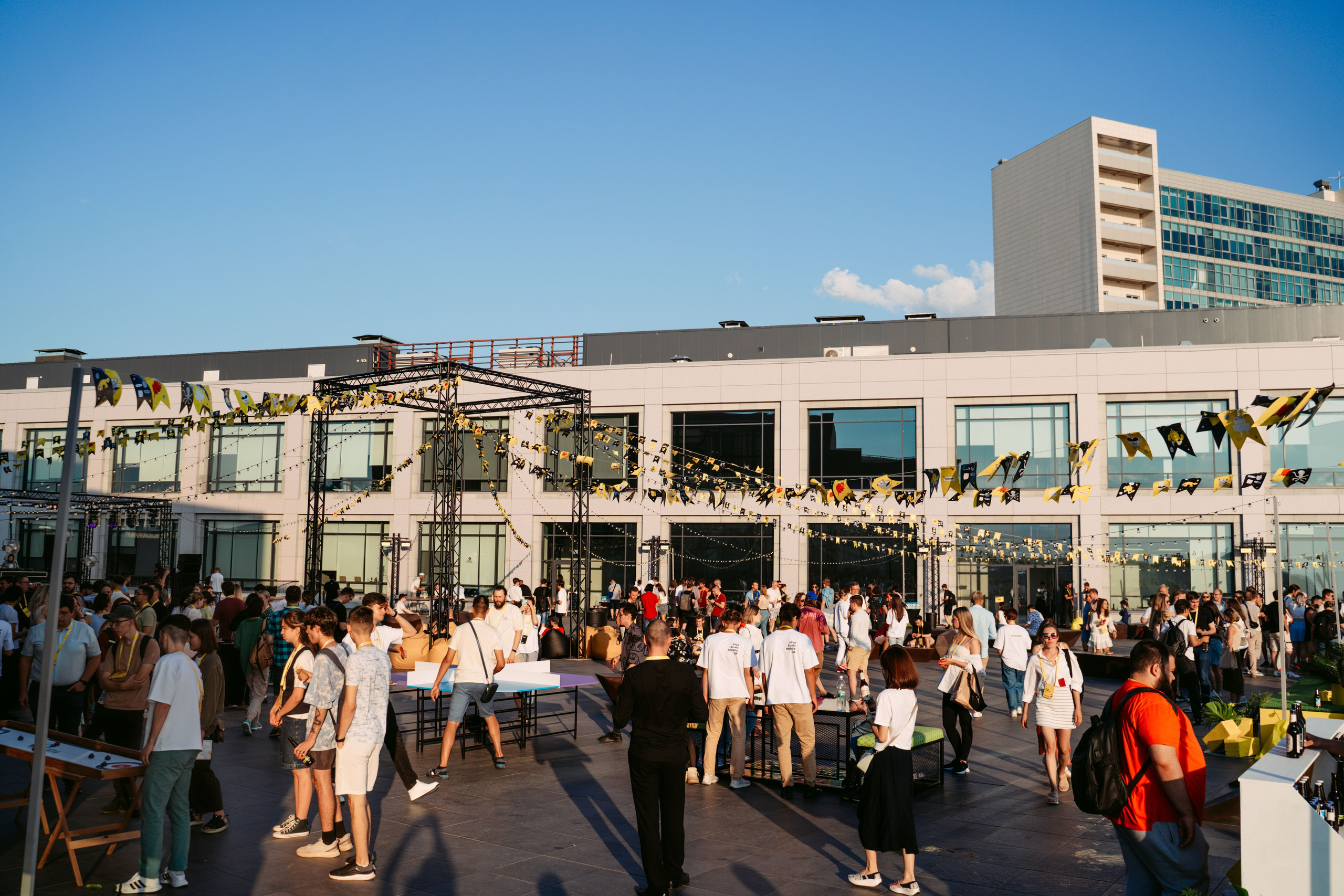 Тинькофф. ИТ-фест / 2023. Саша Копылов, фотограф в Казани