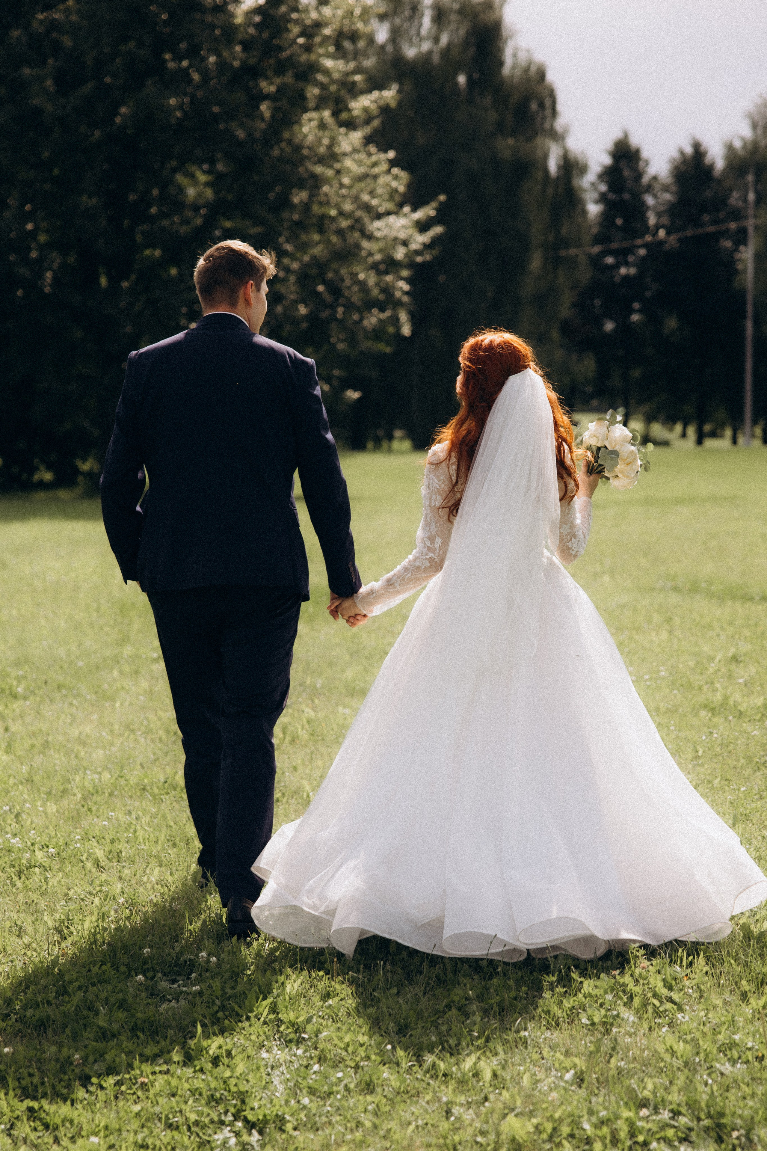 Фотосессия свадьбы Ивана и Александры в парке Горки Ленинские